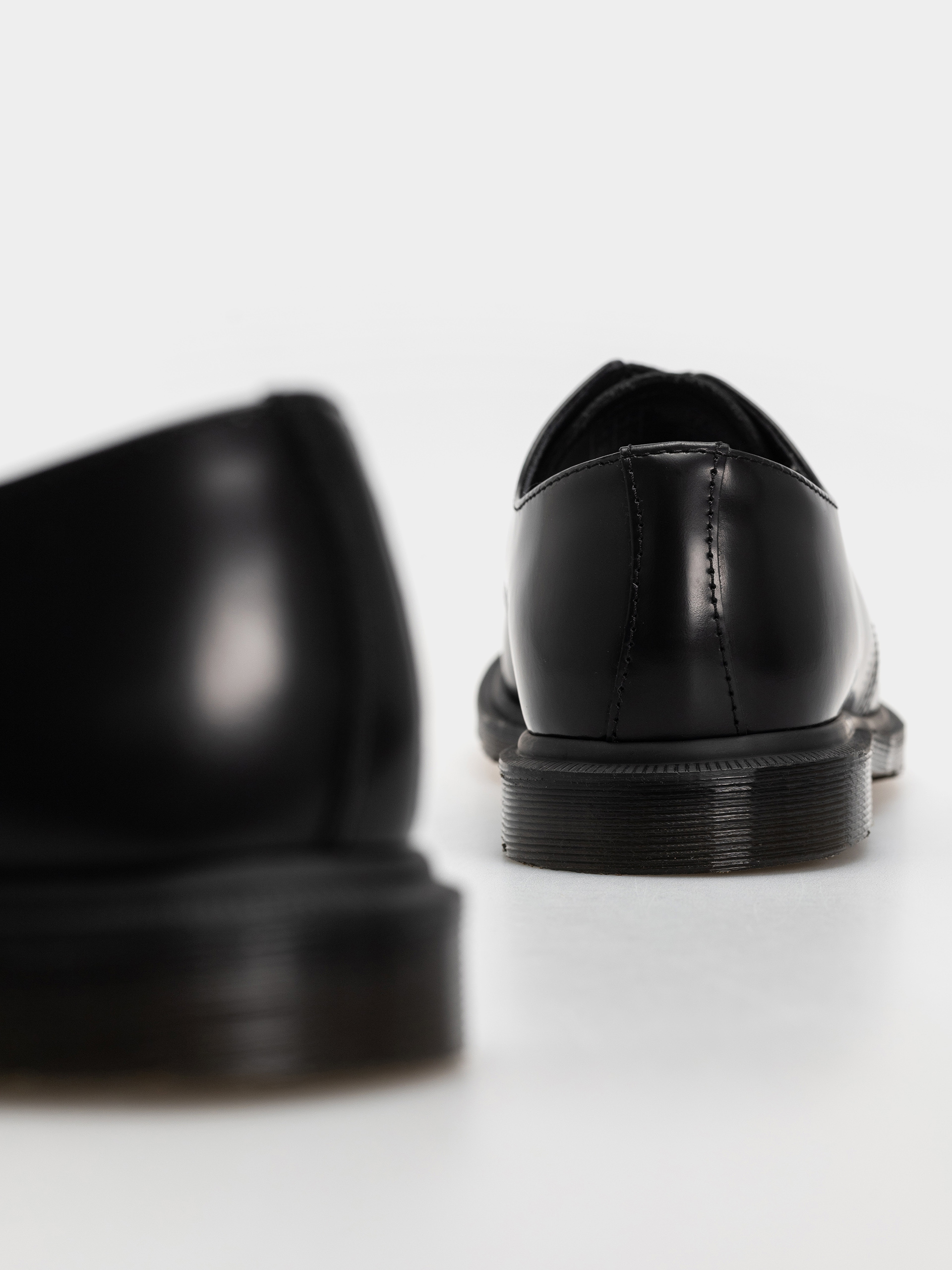Dr. Martens Mayfare 3 Eye Shoes (black polished smooth)