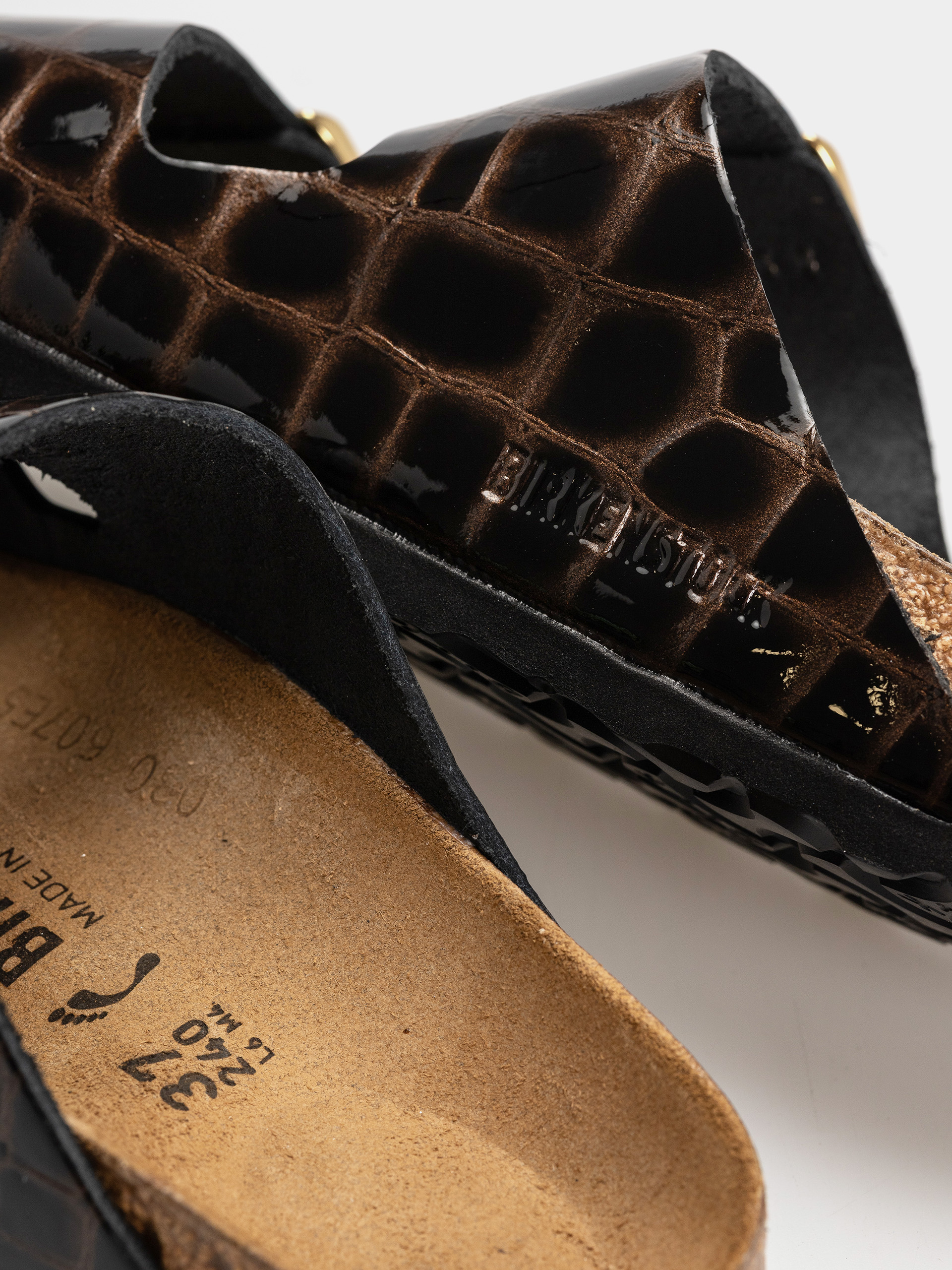 Birkenstock Arizona Leather Narrow Wmn Flip Flops (emboss leather black)
