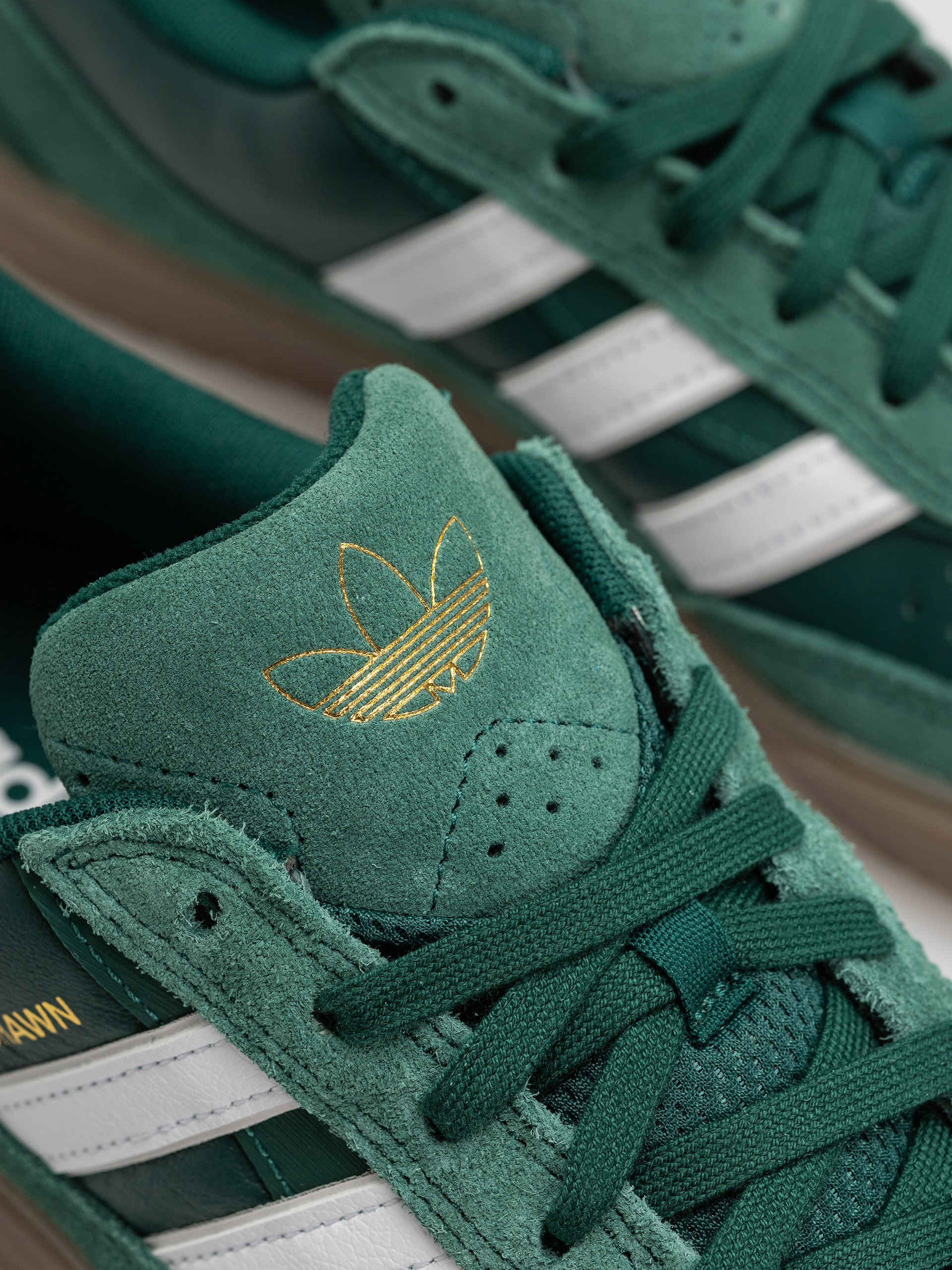 adidas Tyshawn II Schuhe (cgreen/ftwwht/gum5)