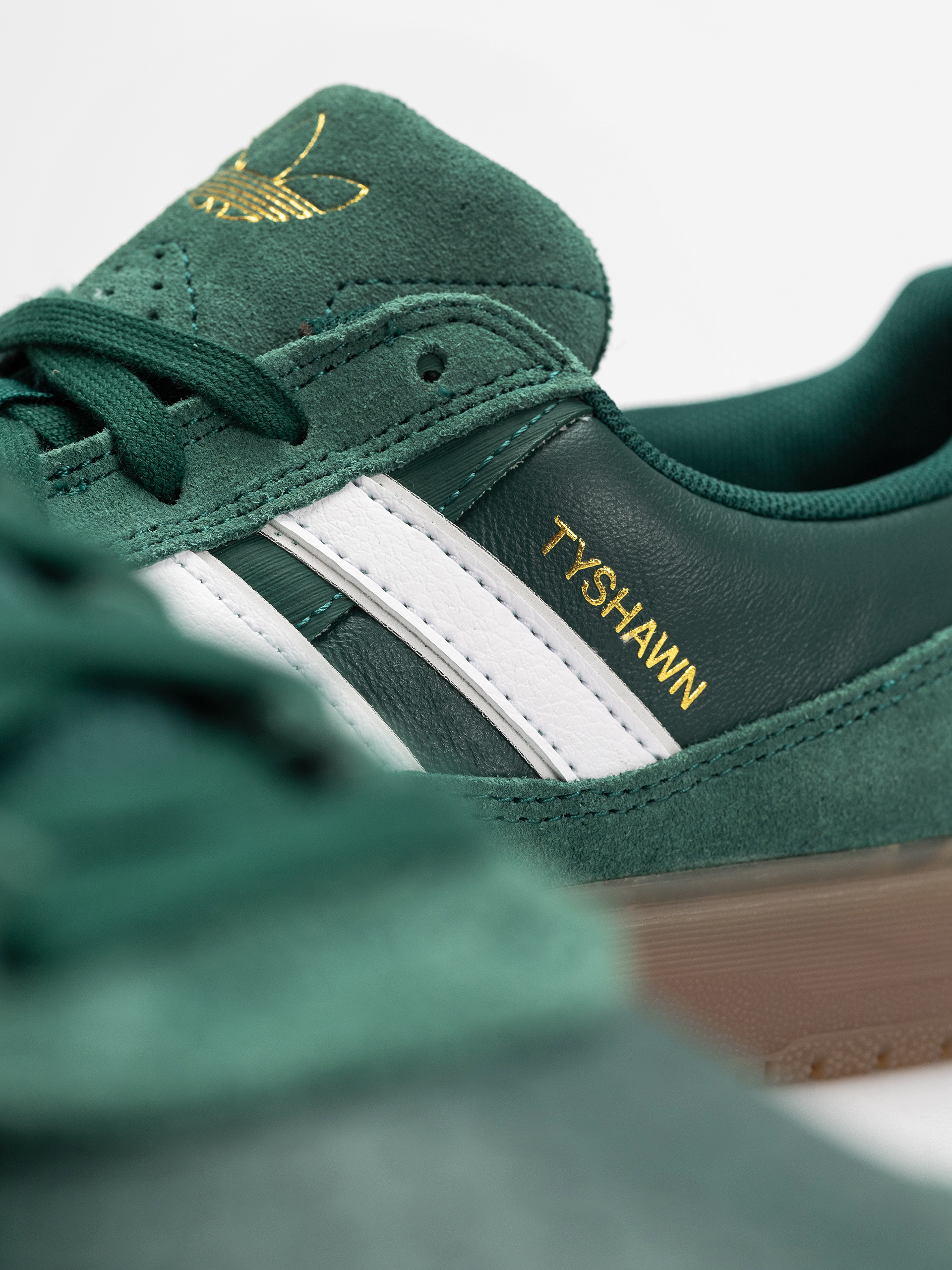 adidas Tyshawn II Shoes (cgreen/ftwwht/gum5)
