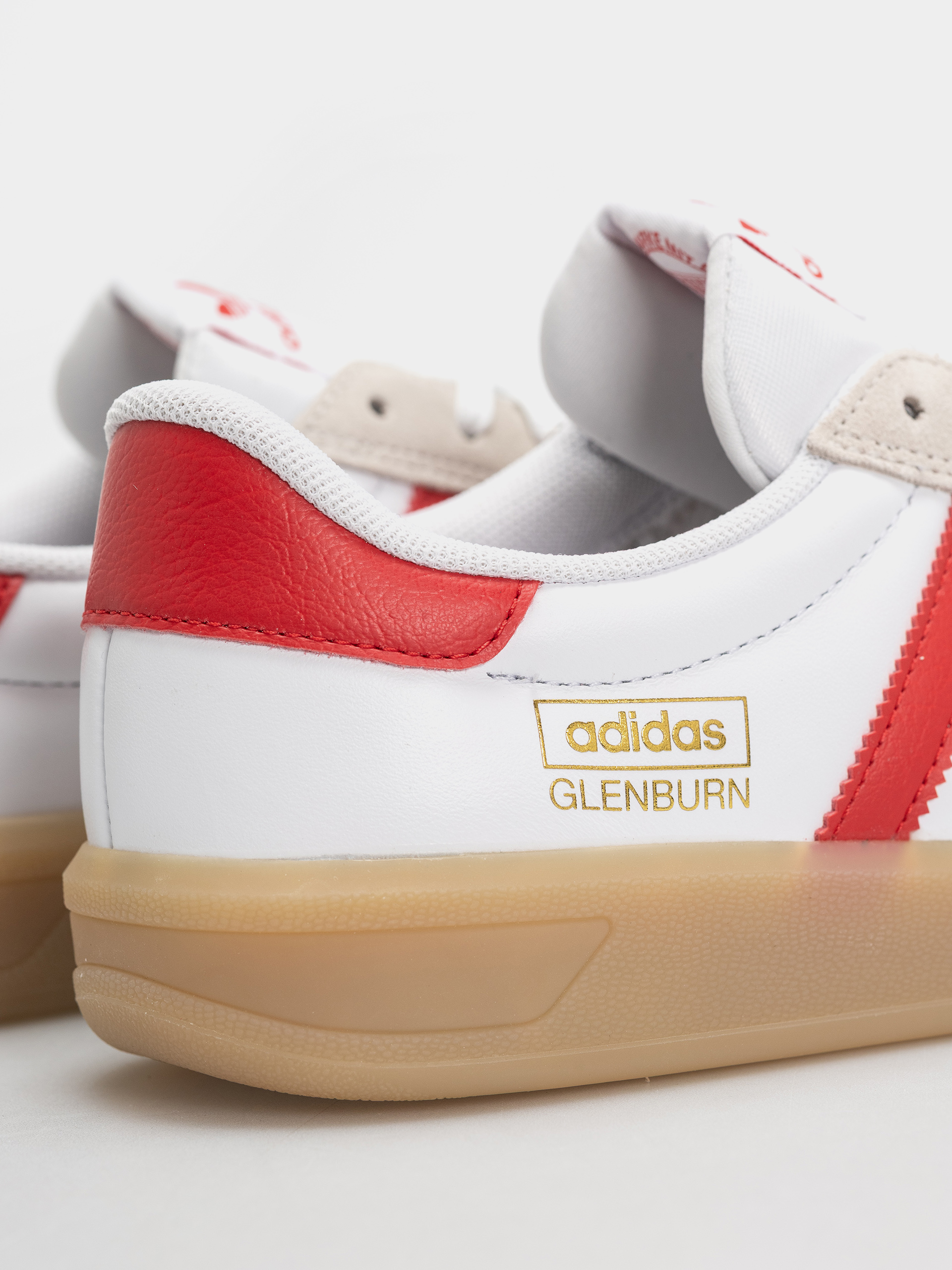 adidas Glenburn Shoes (ftwwht/betsca/gum3)