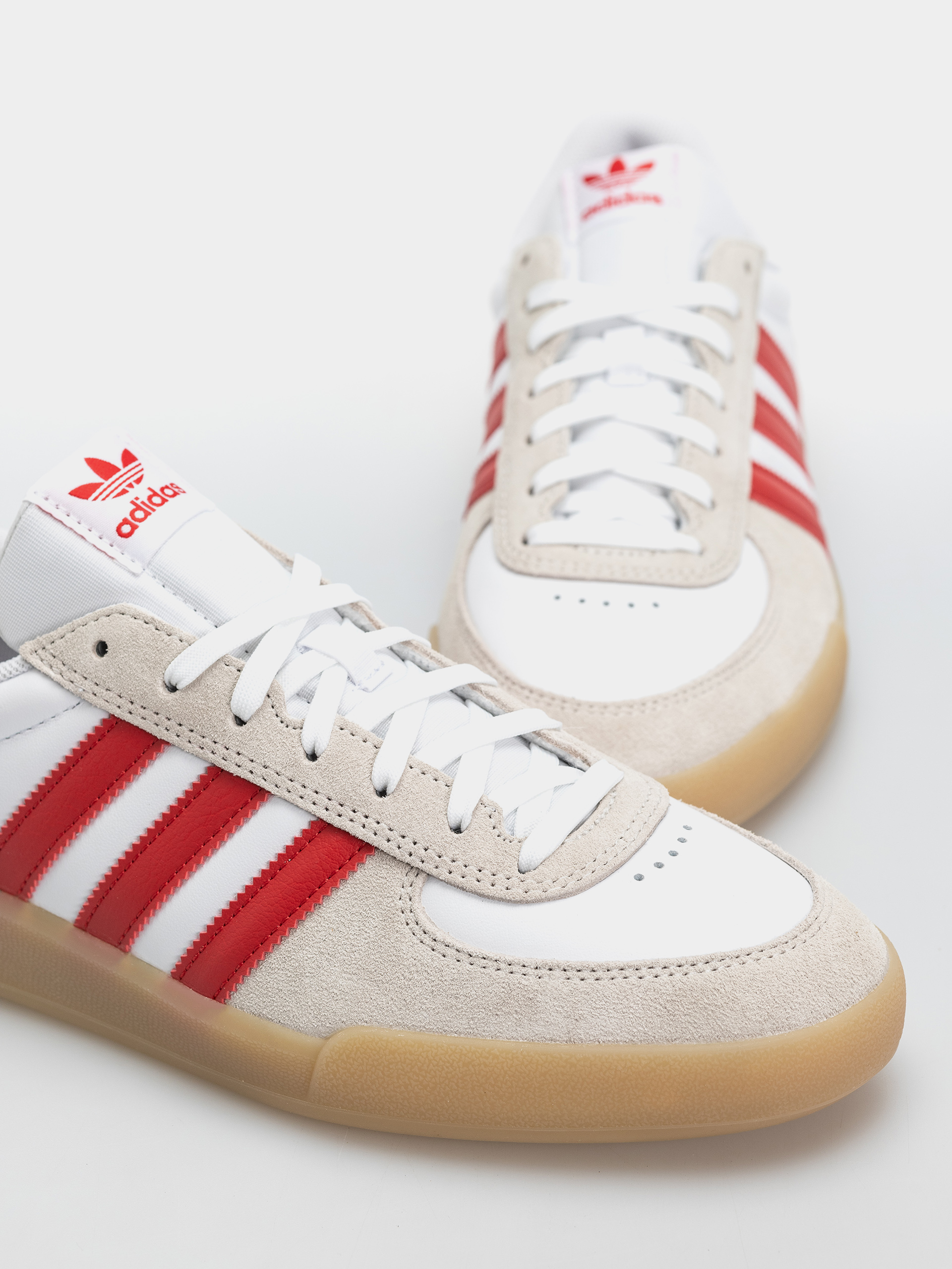 adidas Glenburn Schuhe (ftwwht/betsca/gum3)