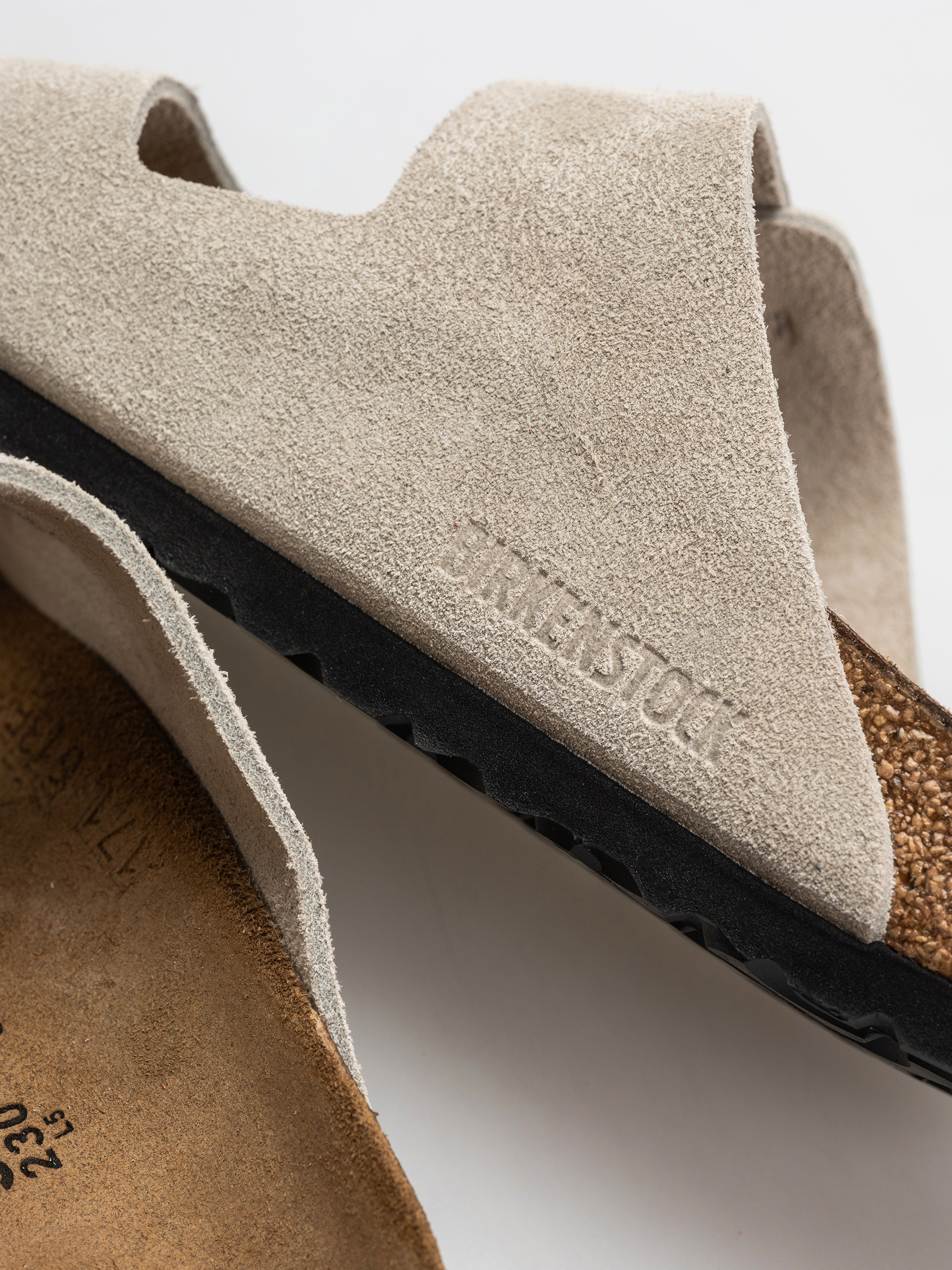 Birkenstock Arizona Suede Leather Cushion Buckle Narrow Wmn Flip-flops (oyster)