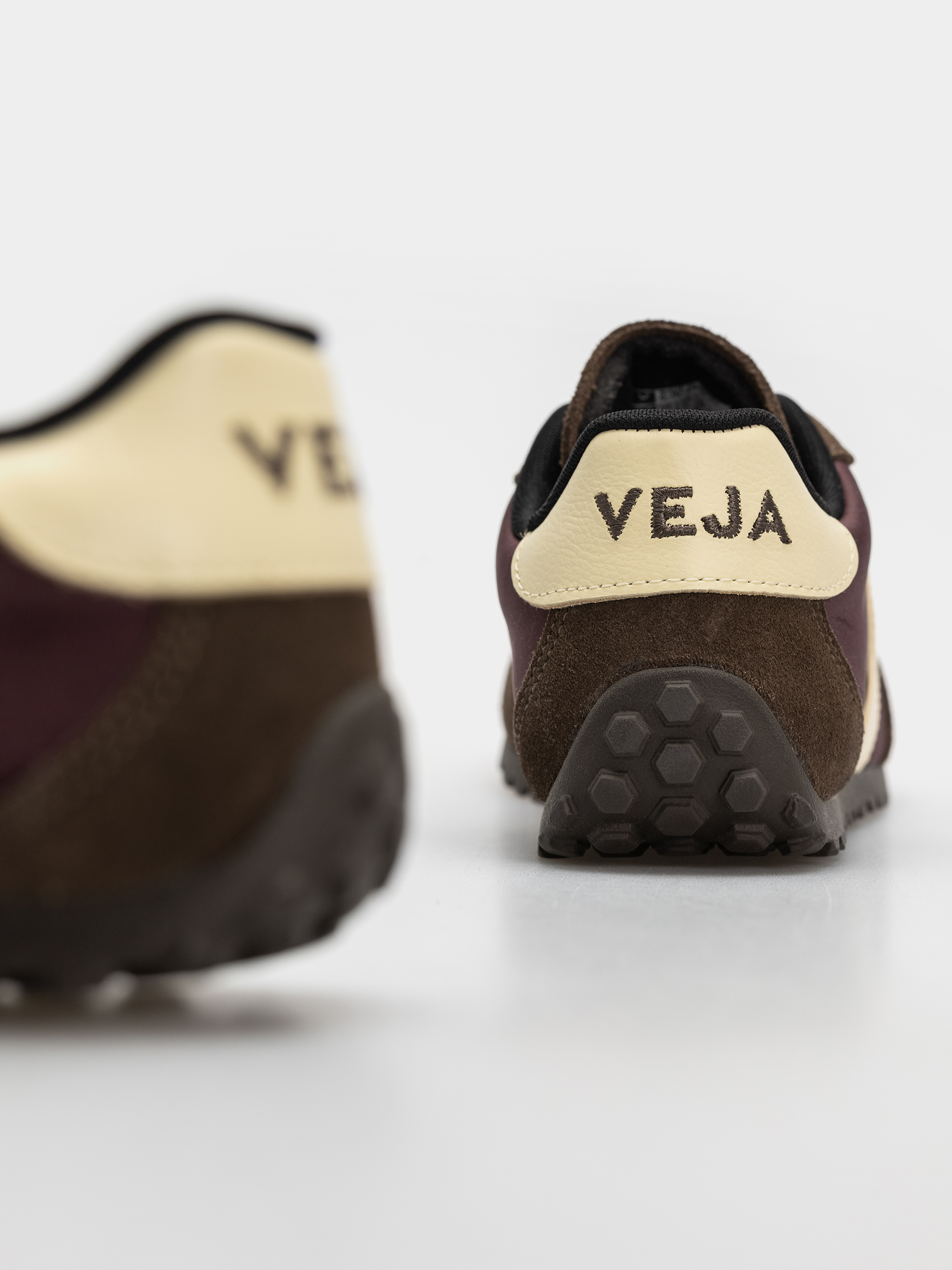 Veja Gt Wmn Shoes (amarante butter)