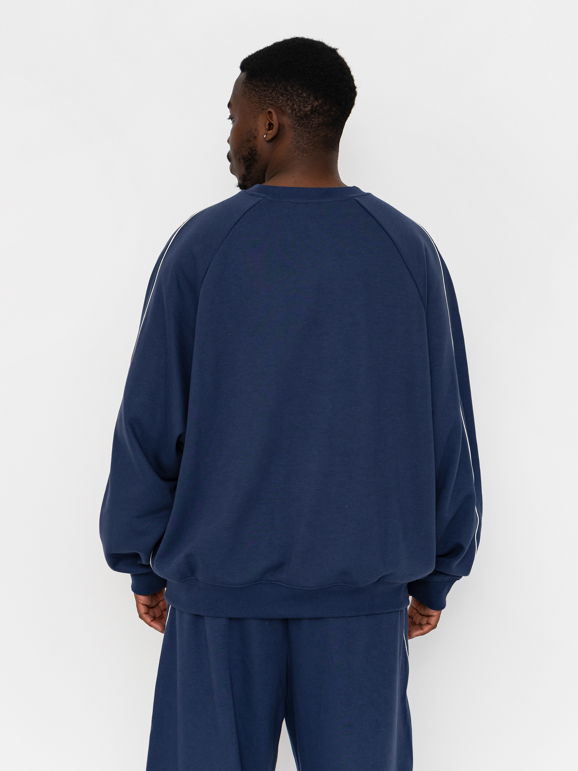 New Balance Trackside French Terry Sweatshirt (navy)
