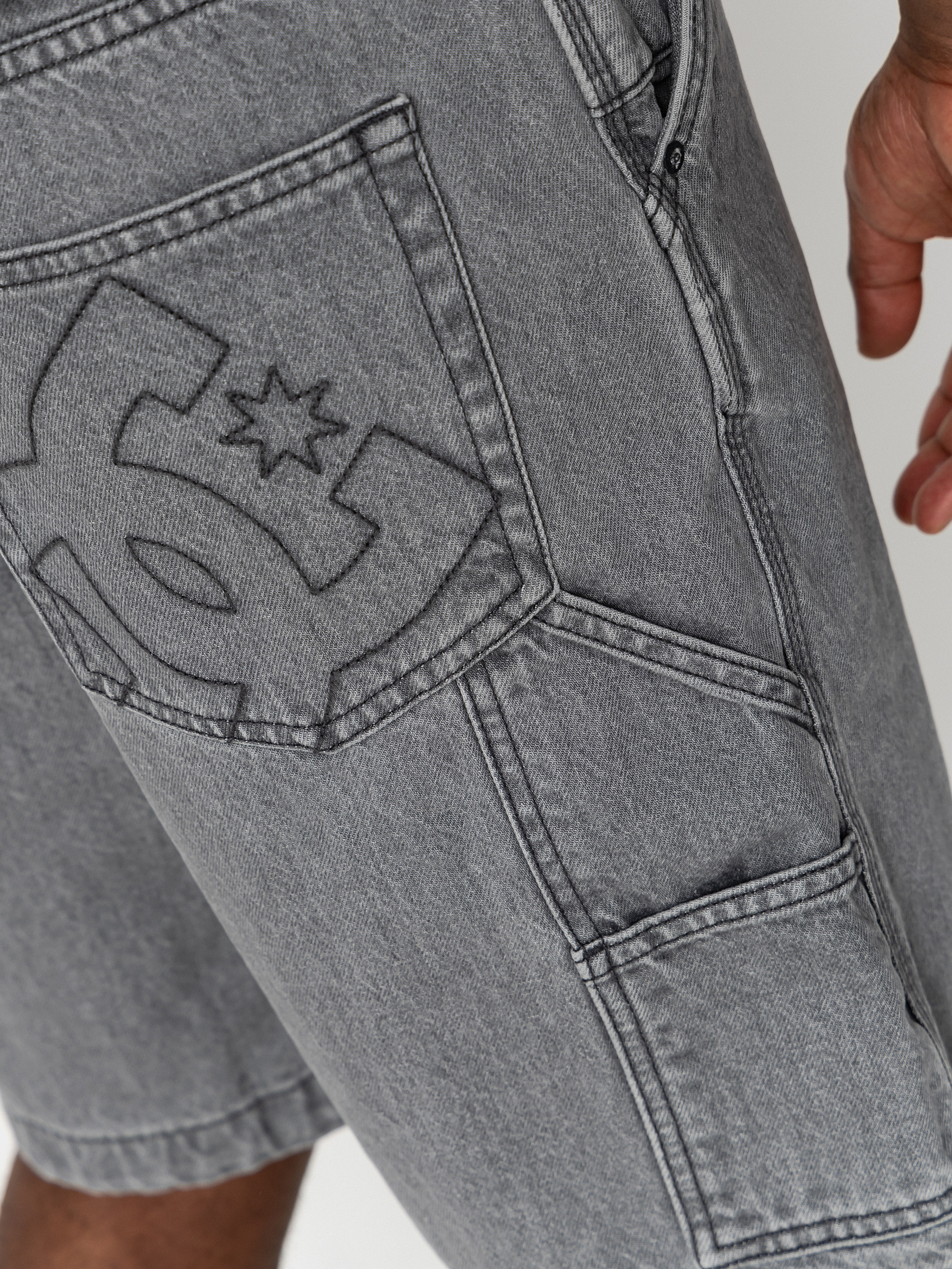 DC Shorts Baggy Denim Carpenter (medium grey)