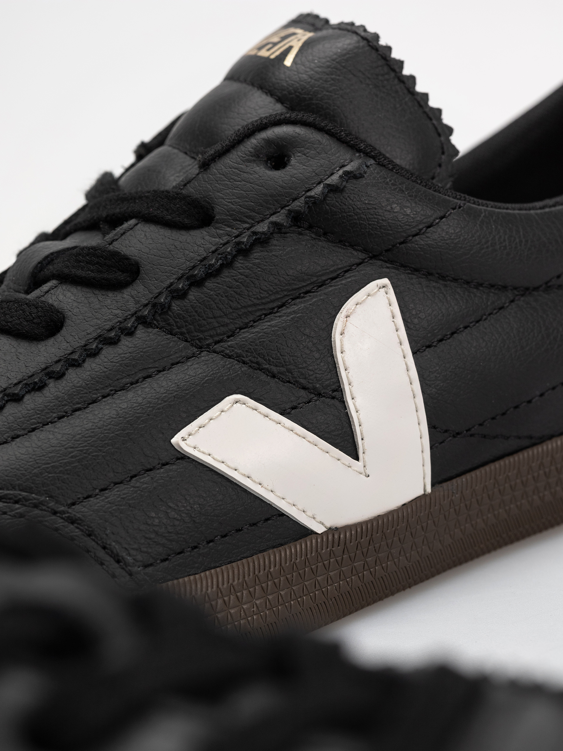 Veja Shoes Panenka Wmn (black white)