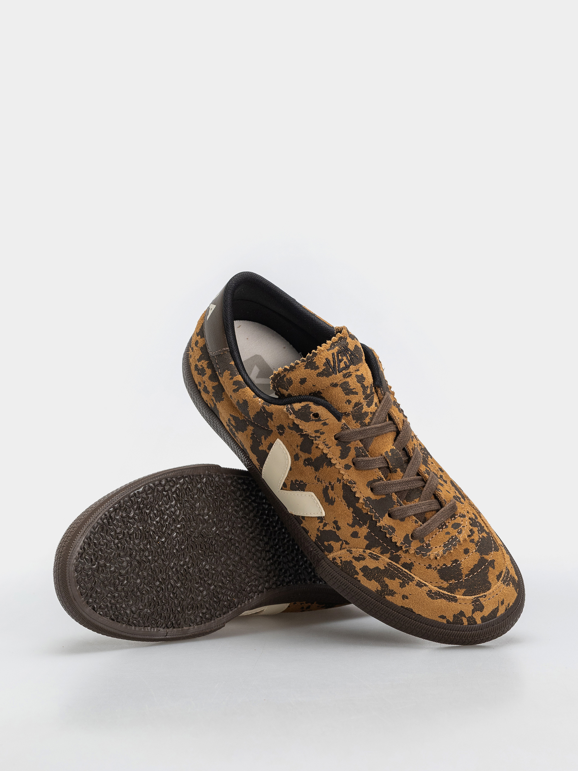 Veja Shoes Panenka Wmn (camel wild country)