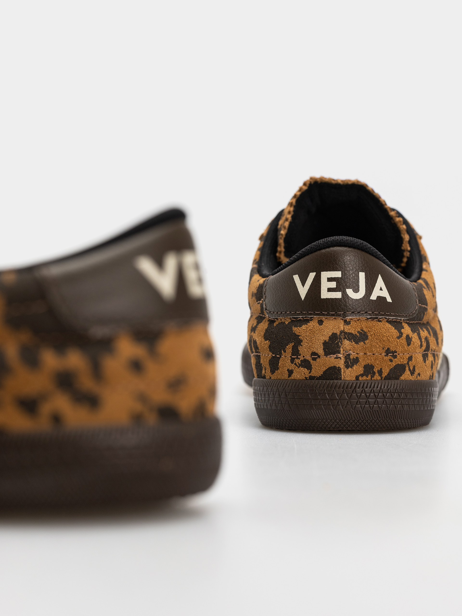 Veja Schuhe Panenka Wmn (camel wild country)