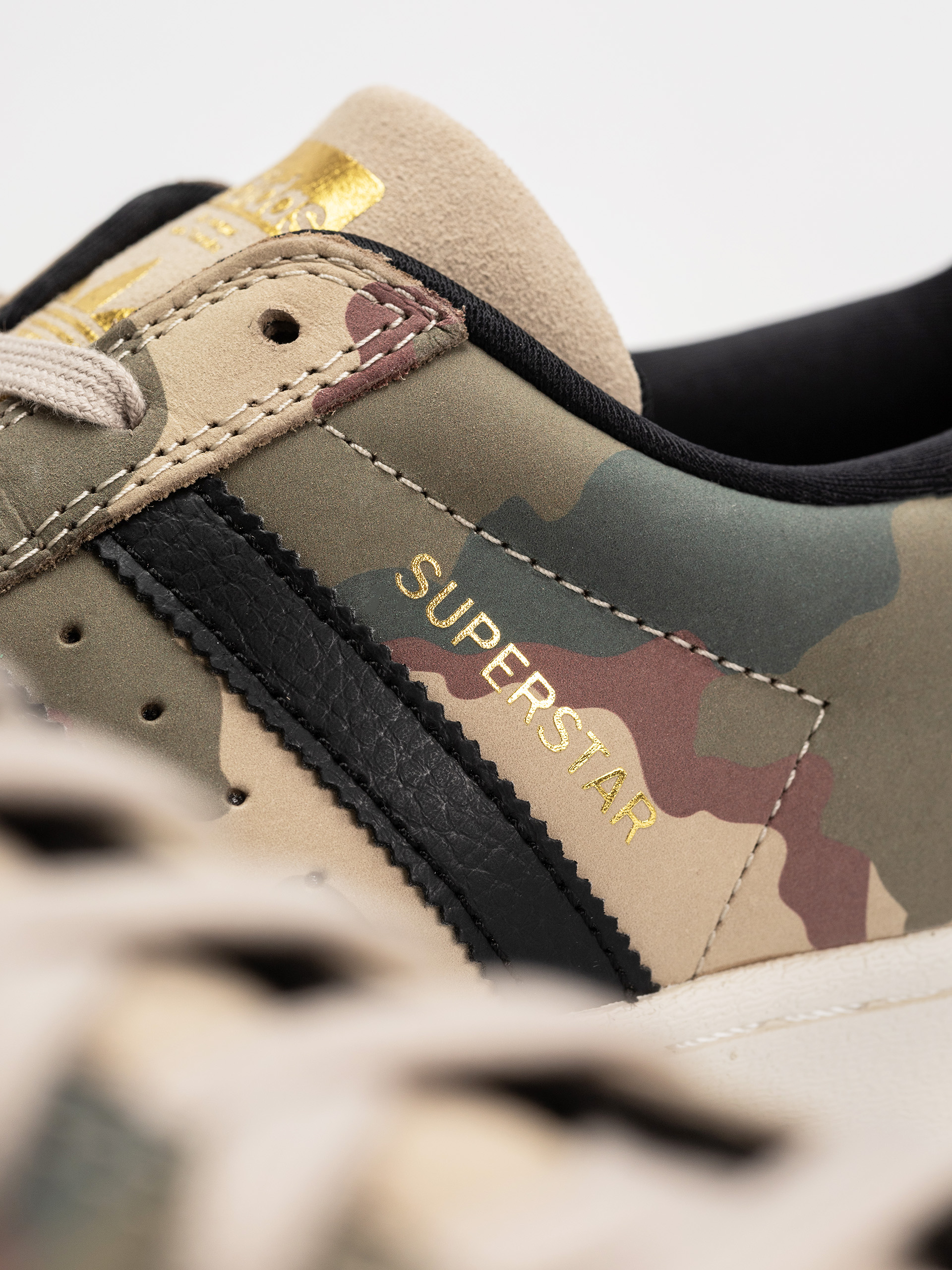 adidas Schuhe Superstar Adv (khathr/cblack/cwhite)