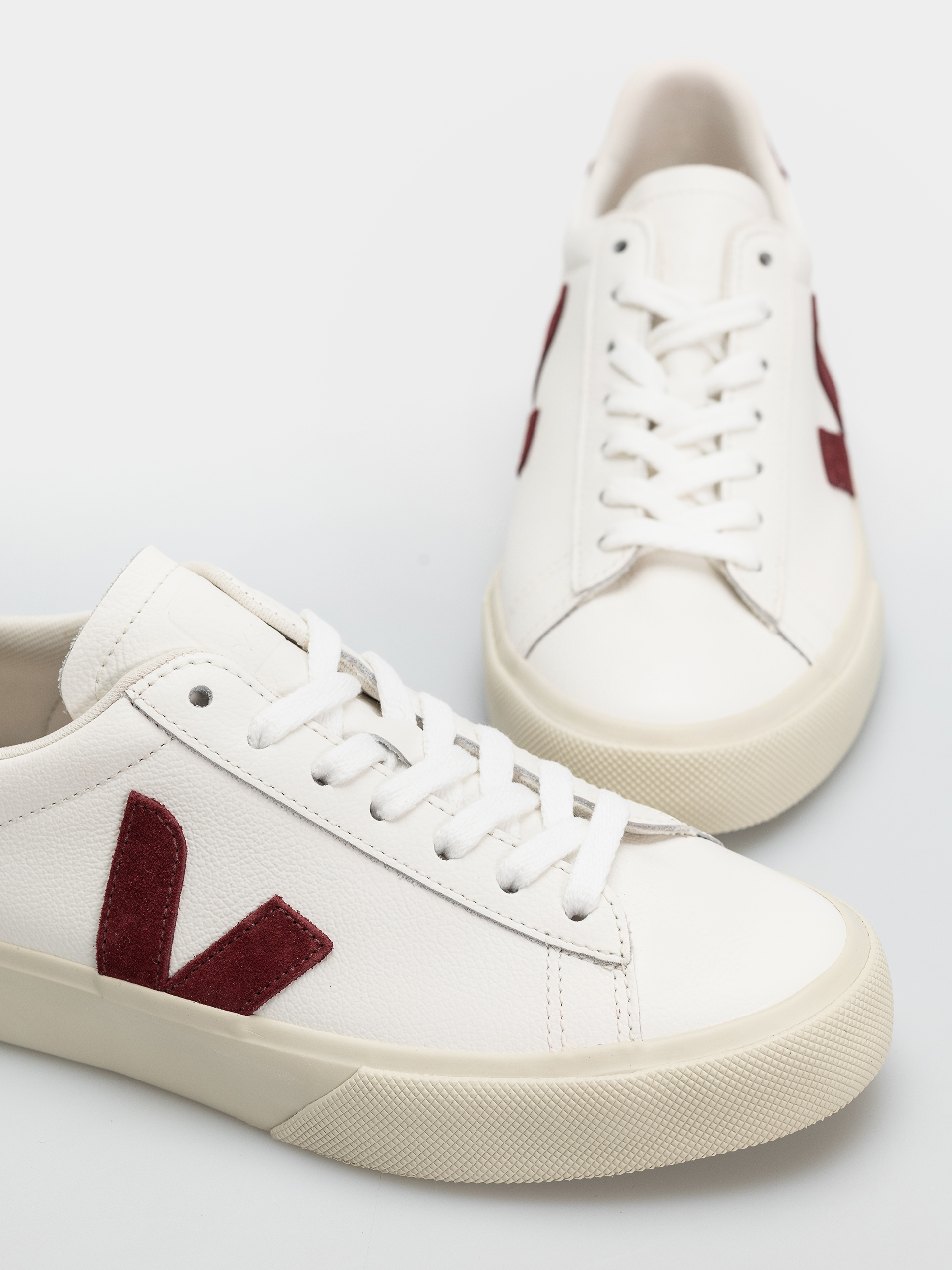 Veja Campo Wmn Shoes (white grenat)