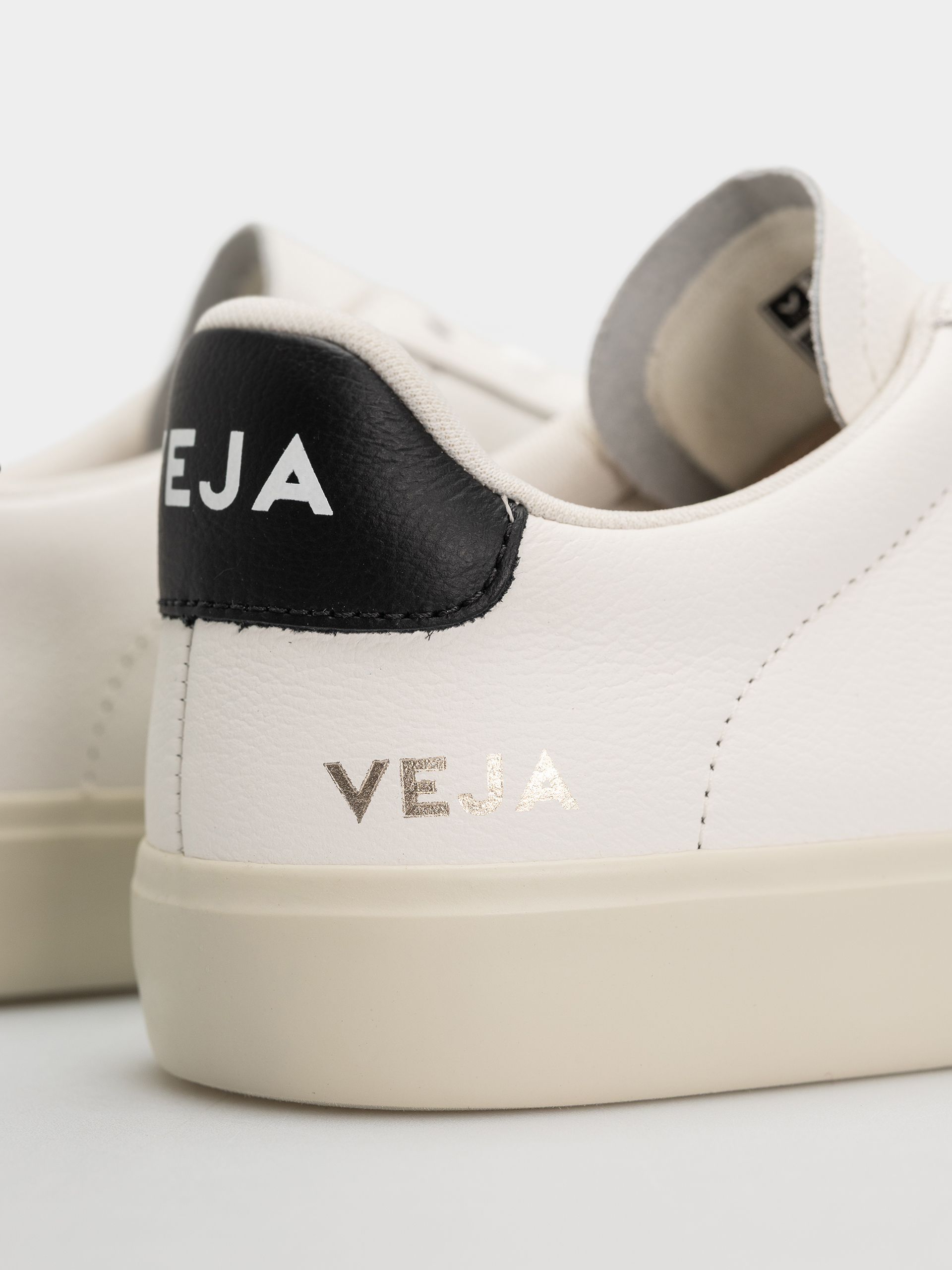 Veja Campo Wmn Shoes (white silver black)