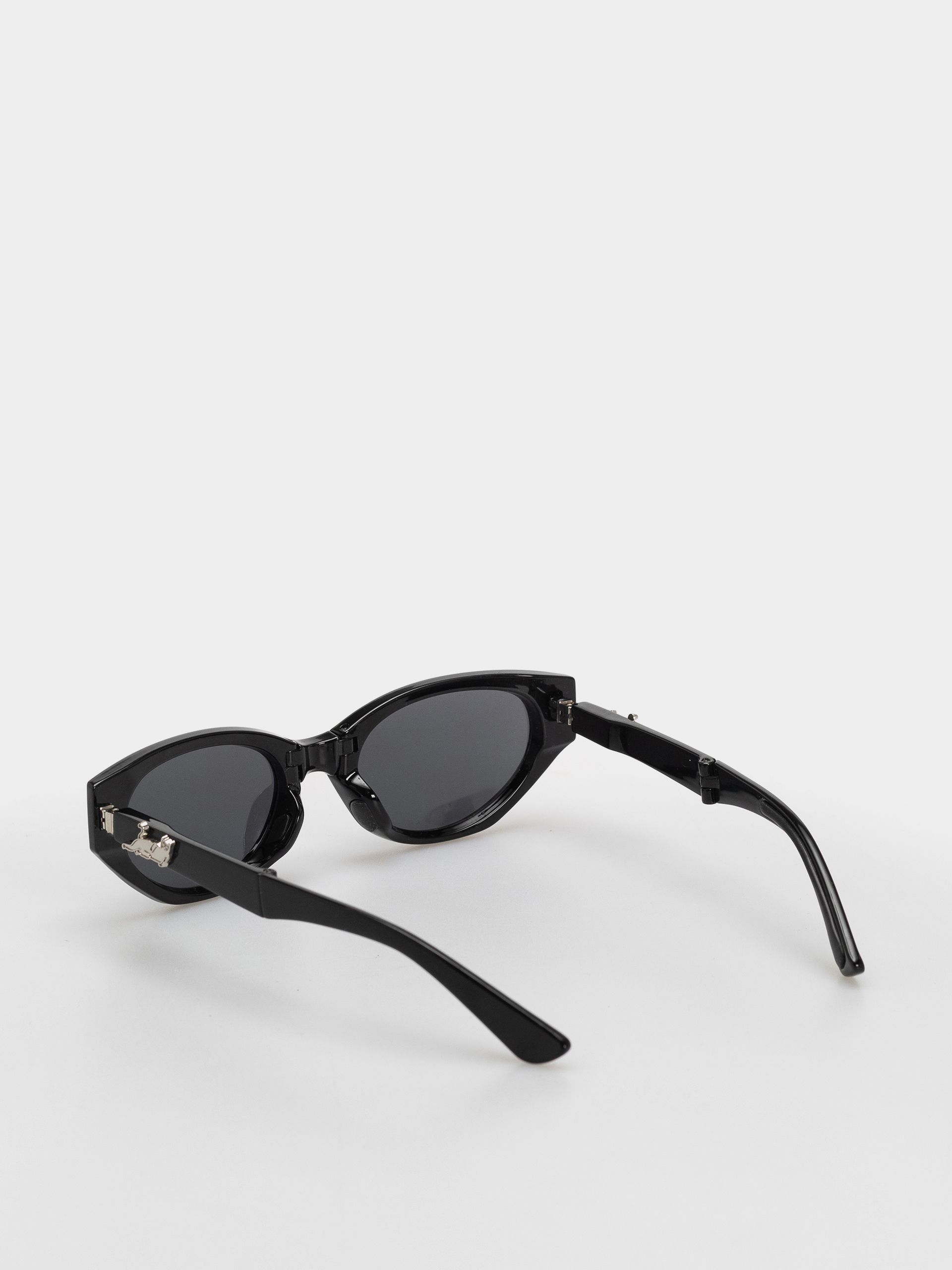 RipNDip Castanza Folding Sunglasses (black)