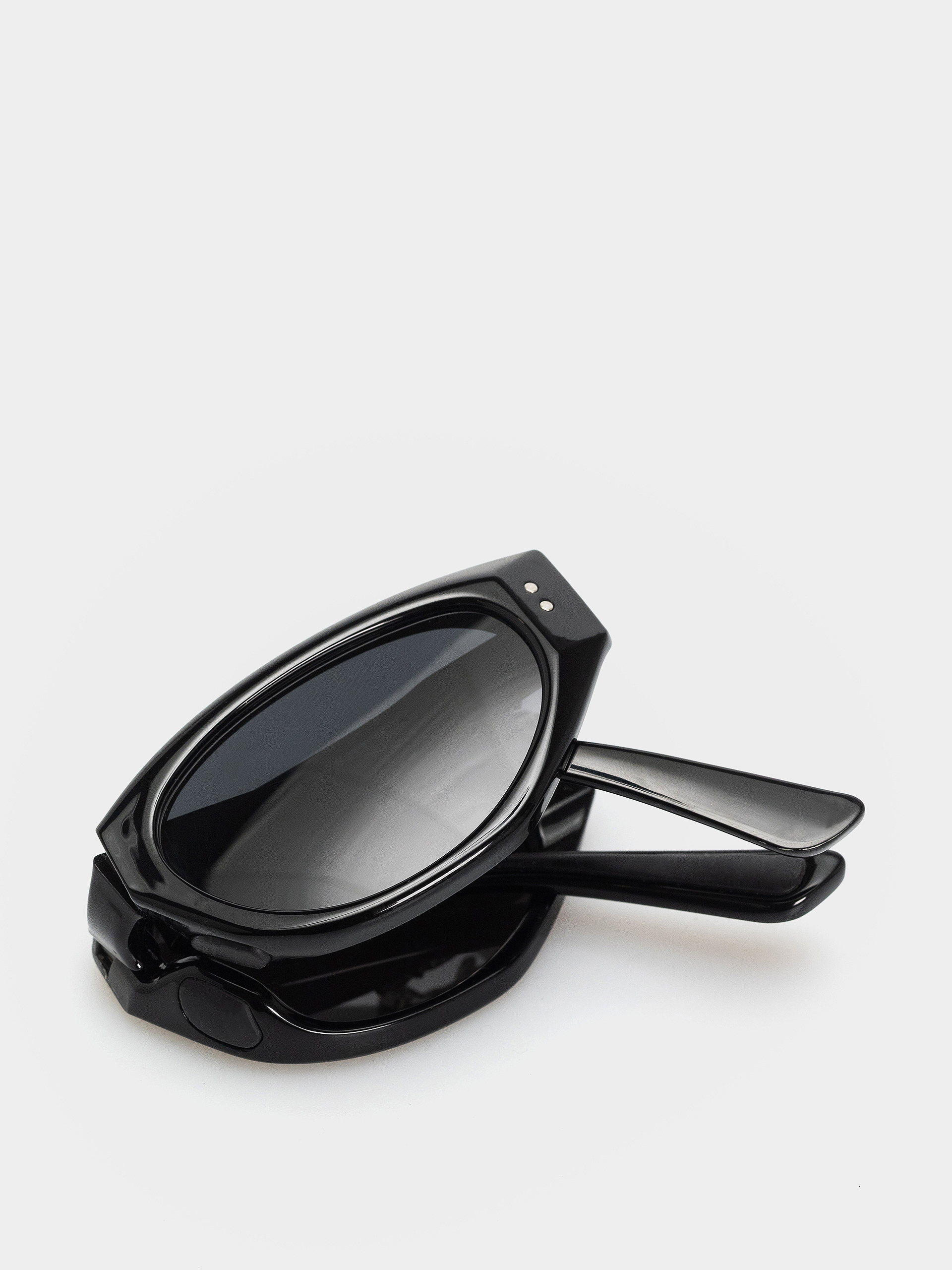 RipNDip Castanza Folding Sunglasses (black)