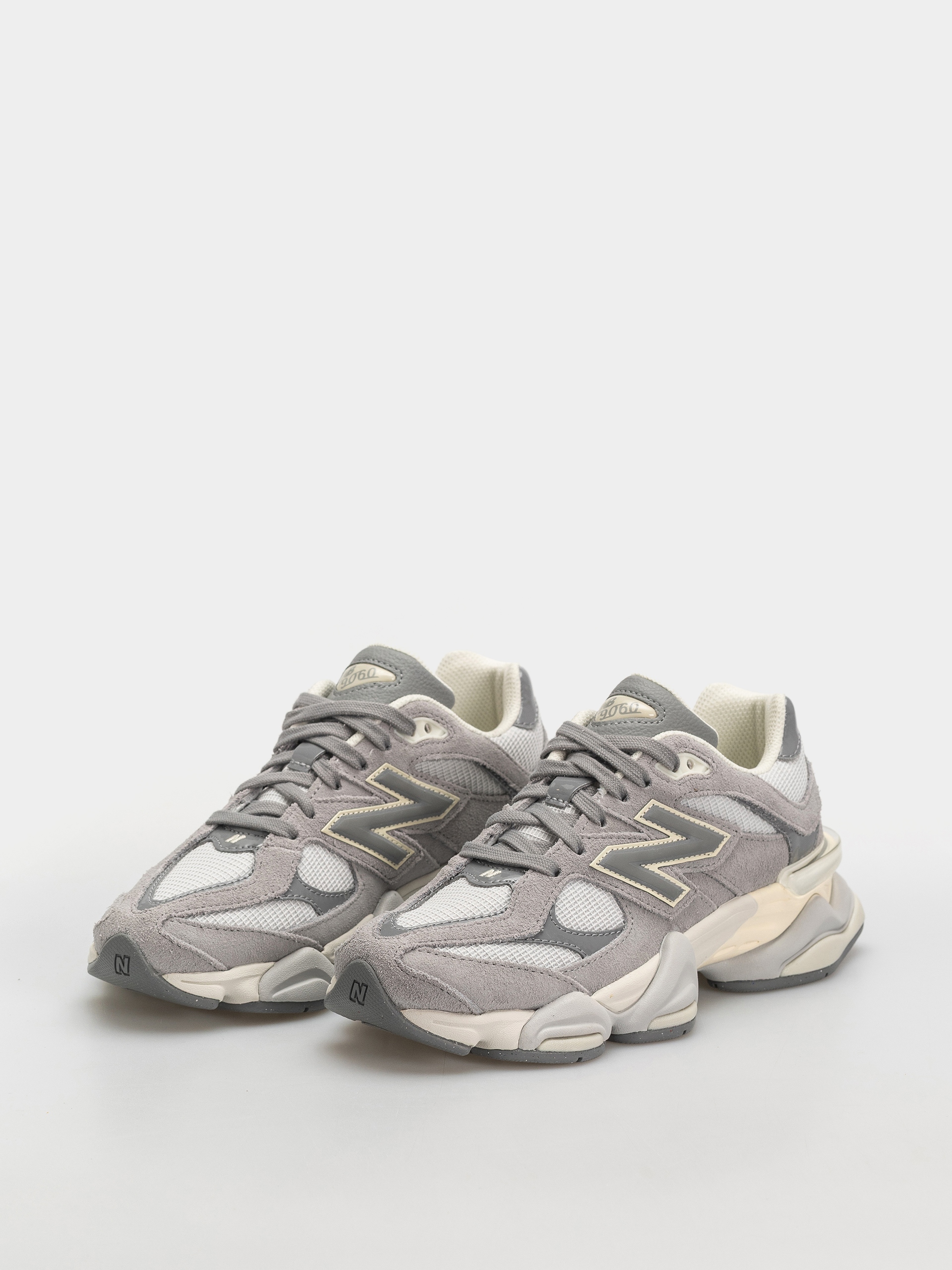 New Balance 9060 Shoes (angora/reflection)