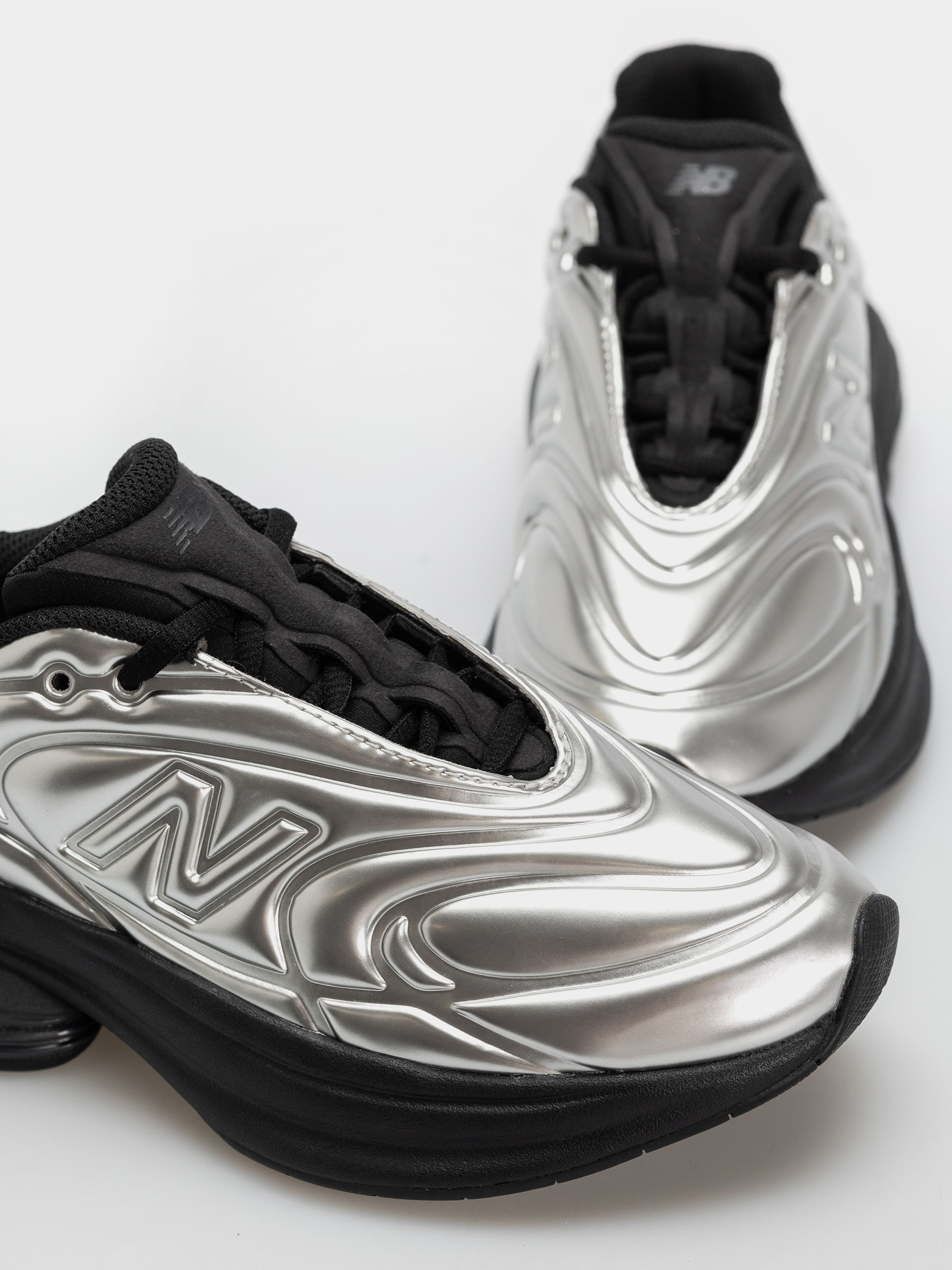 New Balance 5030 Schuhe (silver metallic/black)