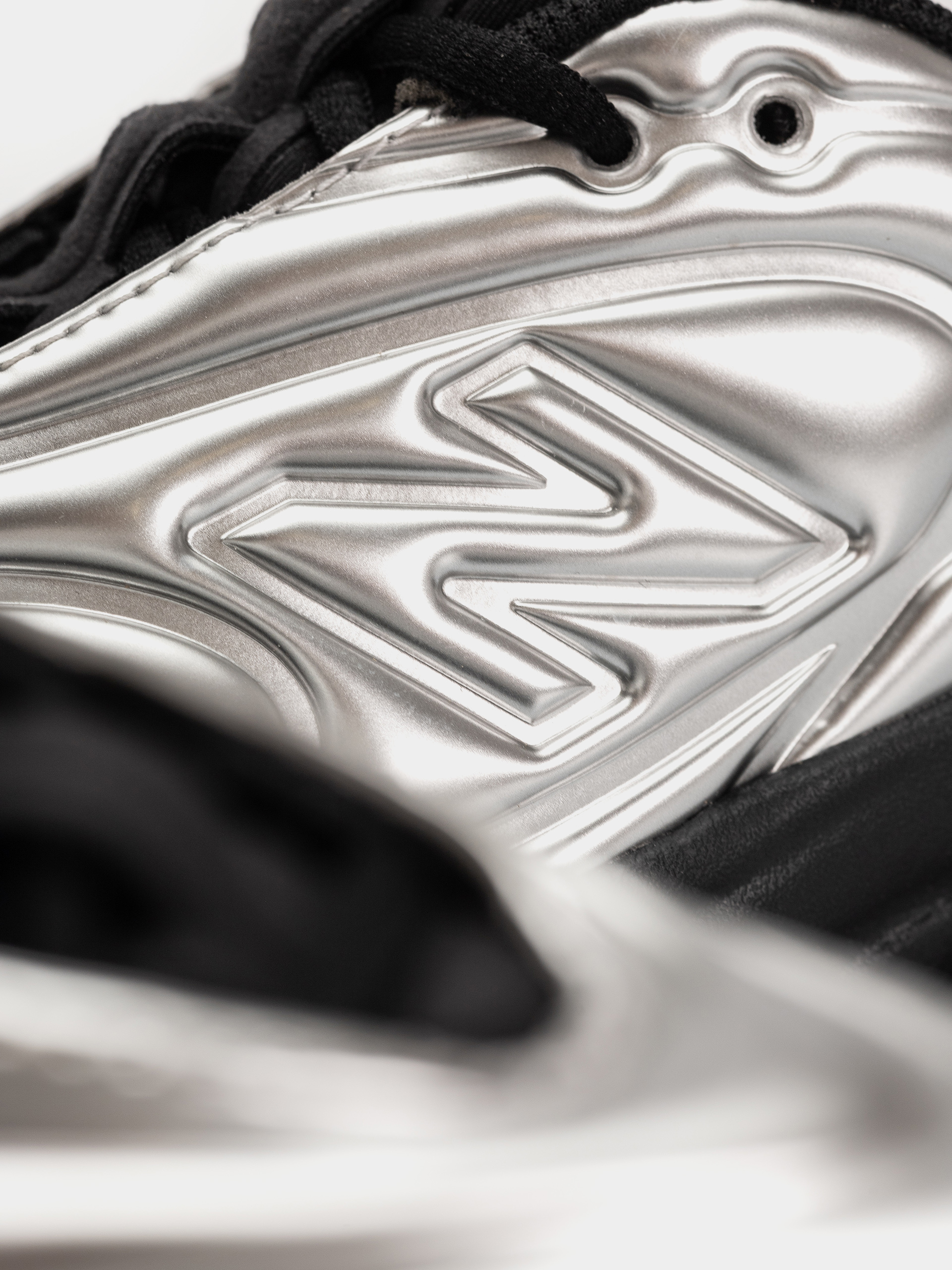 New Balance 5030 Schuhe (silver metallic/black)