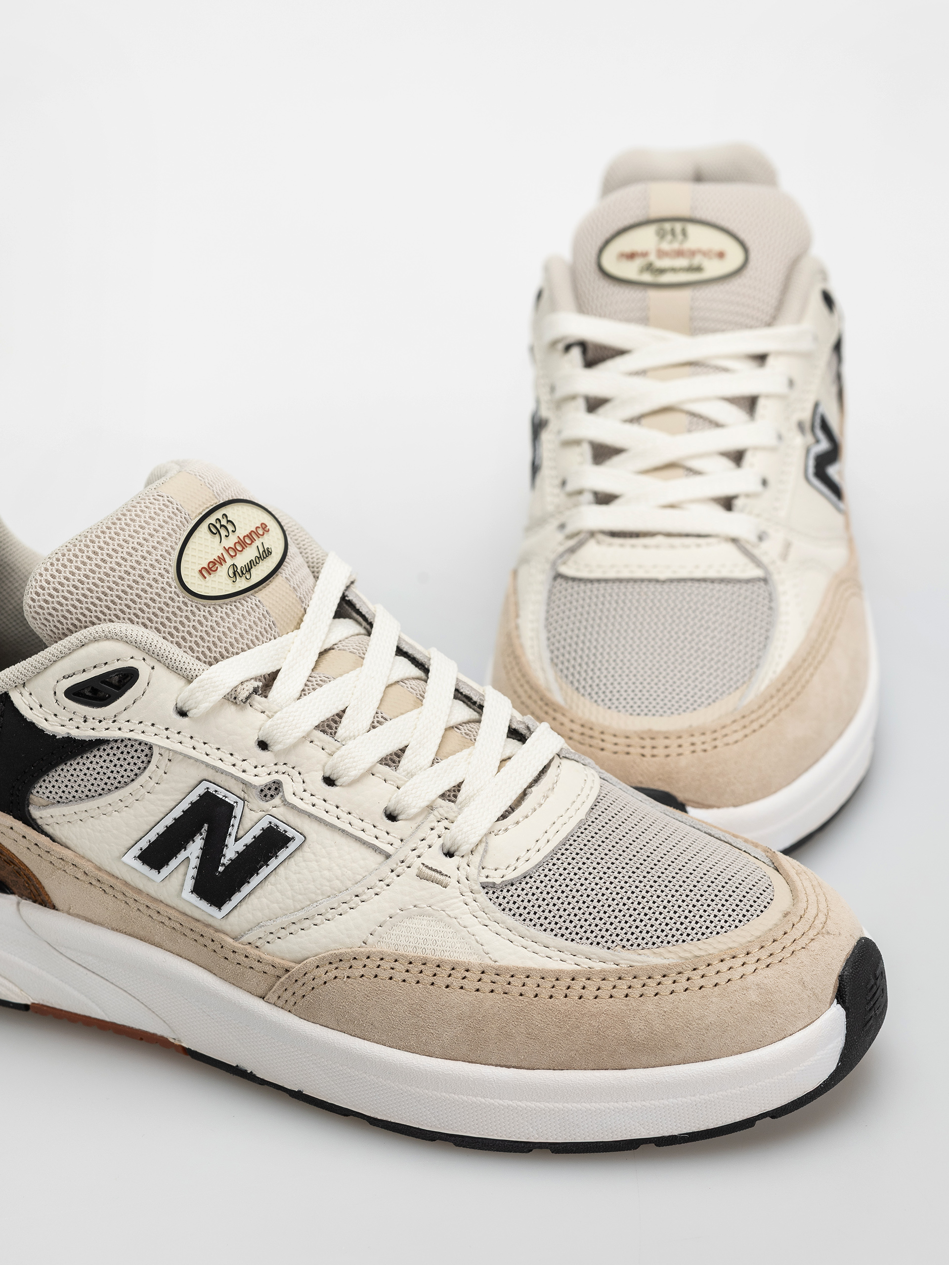 New Balance 933 Schuhe (quicksand/sea salt)