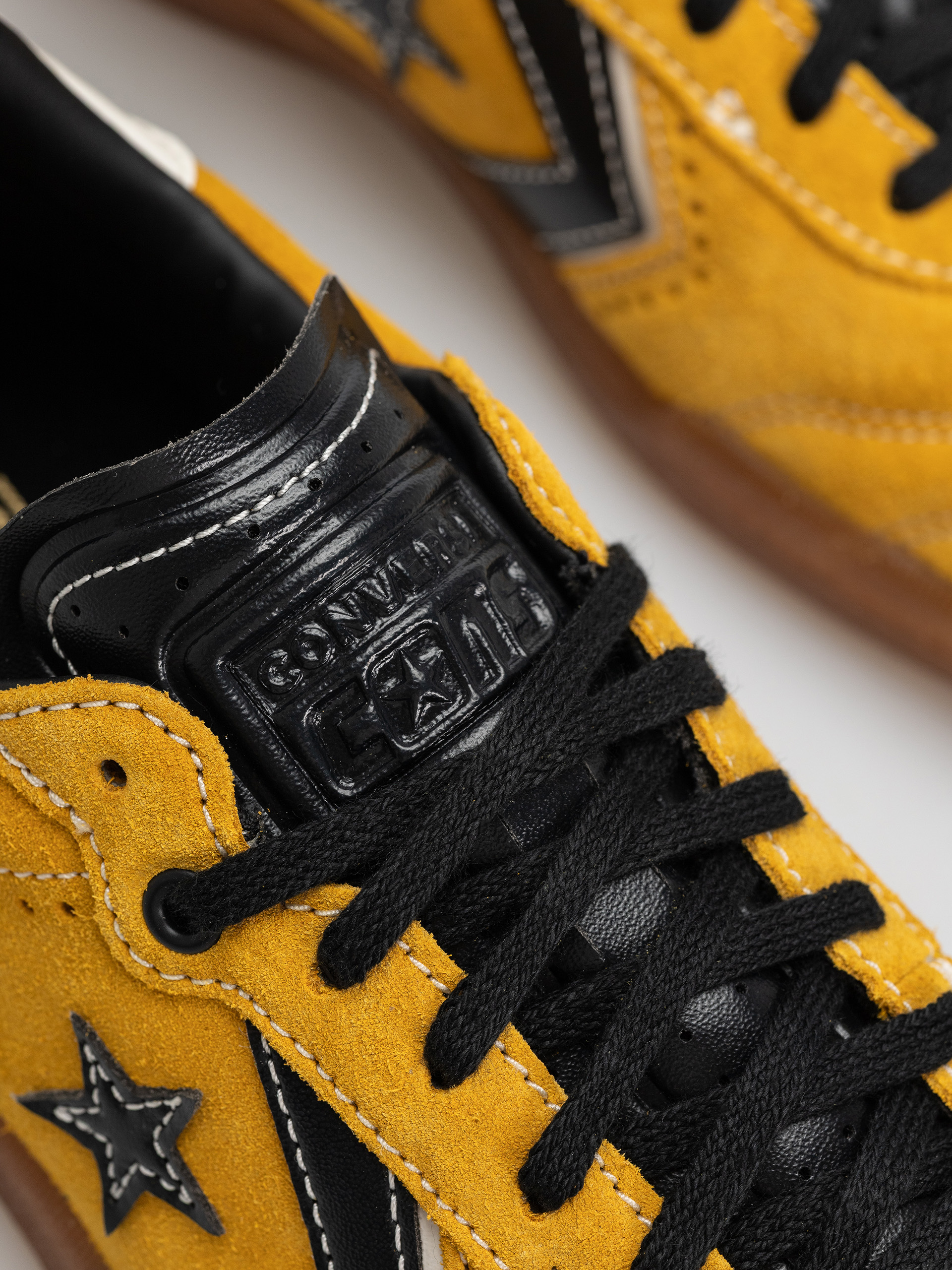 Converse Louie Lopez Pro 2 Ox Schuhe (yellow/black)