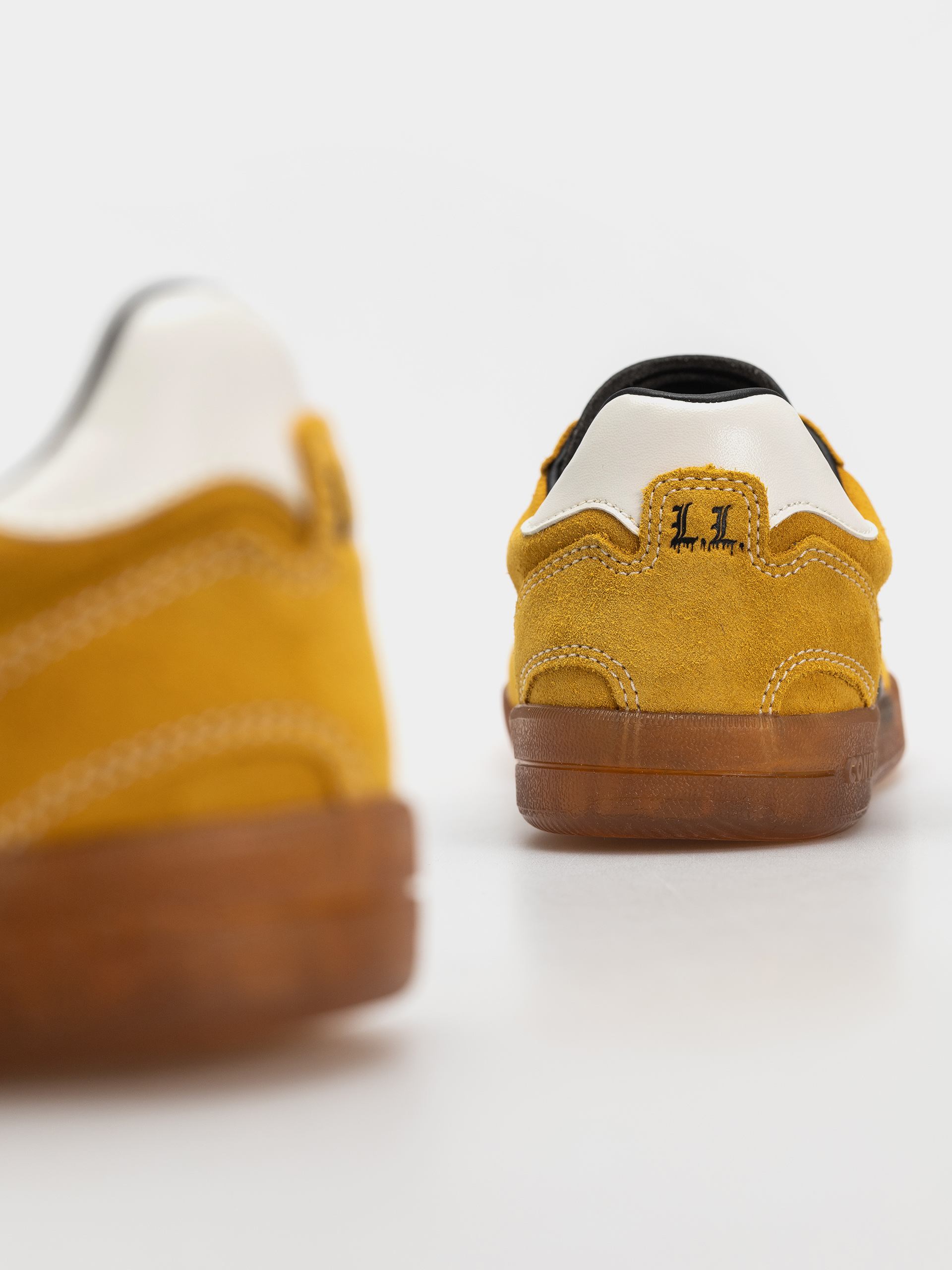 Converse Louie Lopez Pro 2 Ox Shoes (yellow/black)