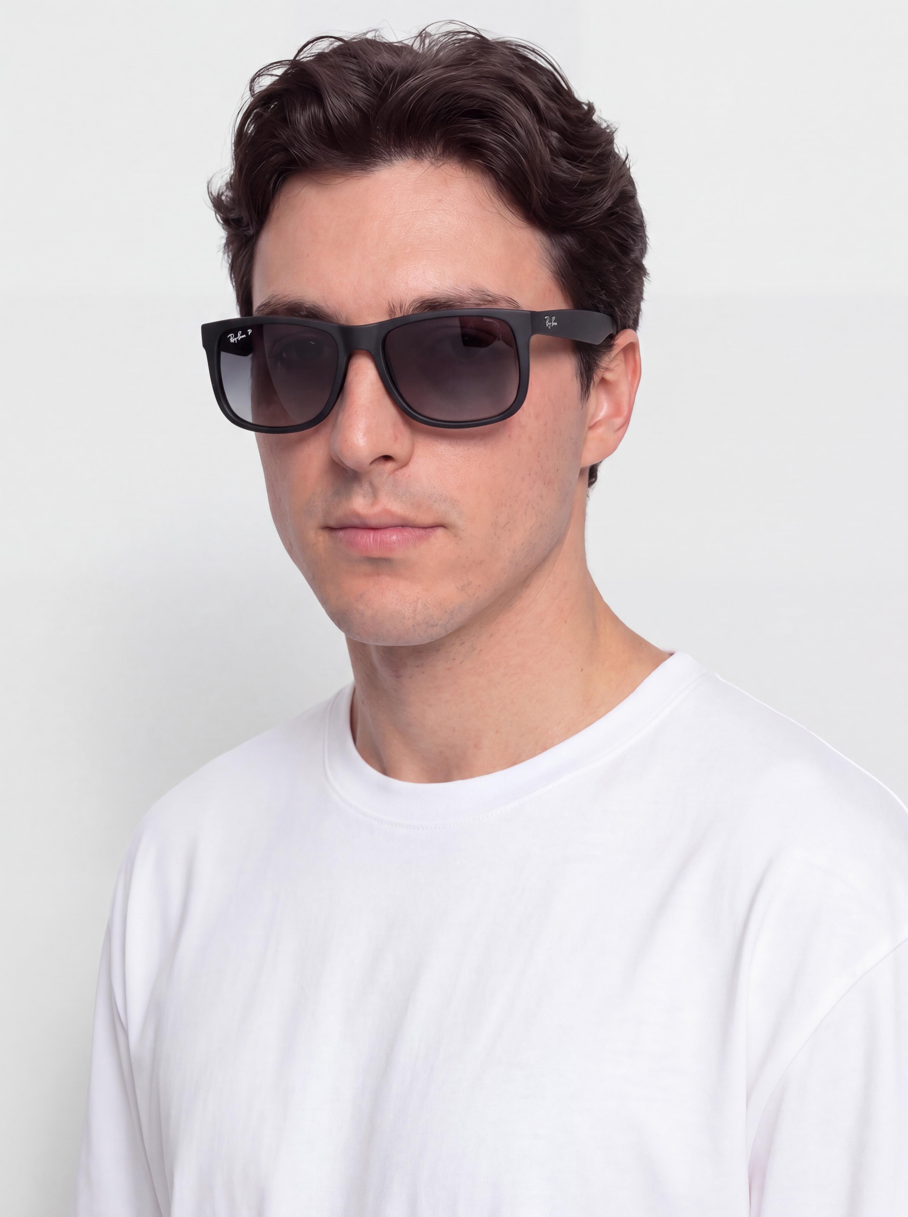 Ray-Ban Sunglasses Justin Classic (matowy guma czarny/polaryzacyjne jasnoszary)