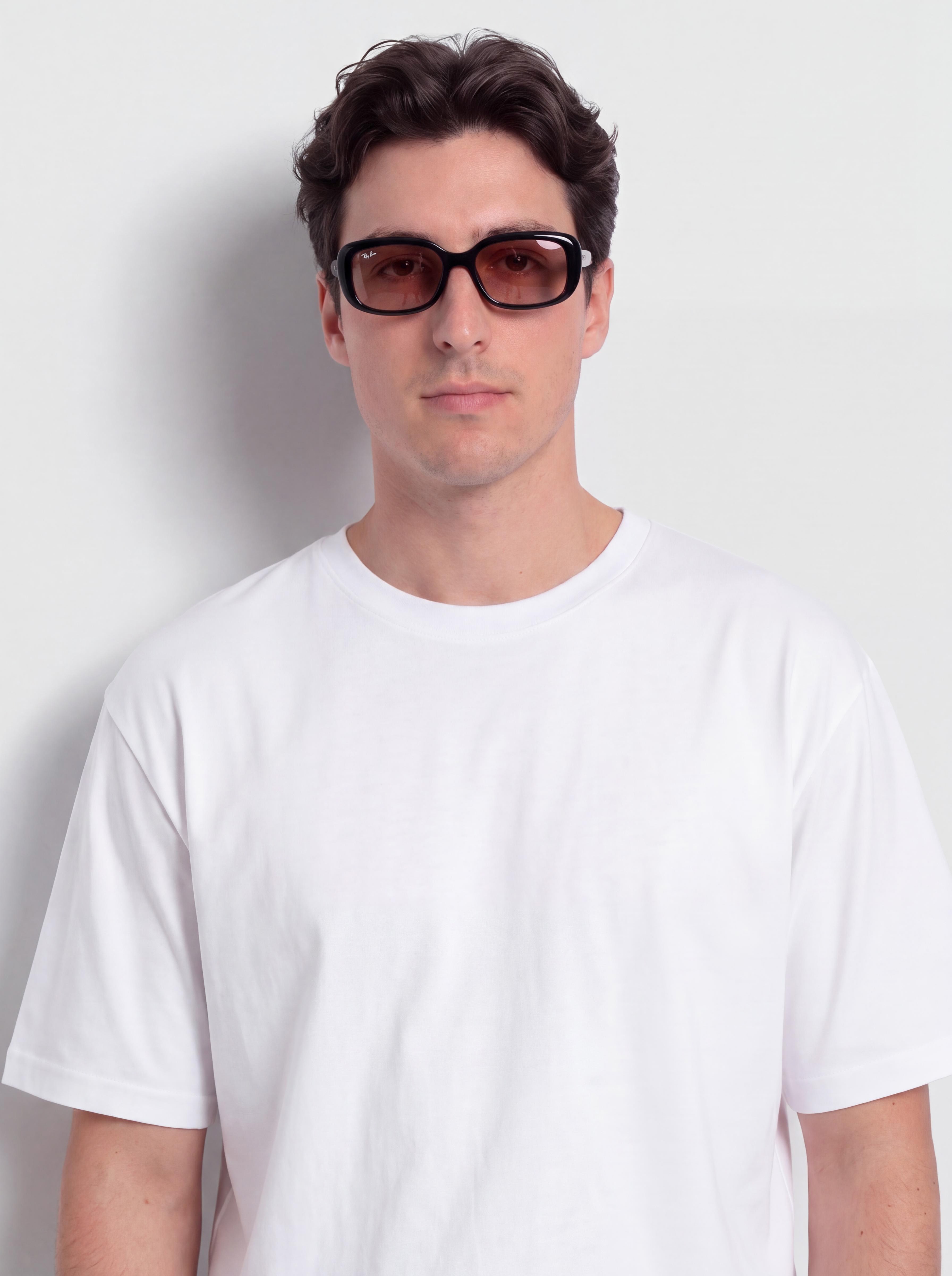 Ray-Ban Rb4421D Sunglasses (polerowany czarny/ciemnoróżowe)