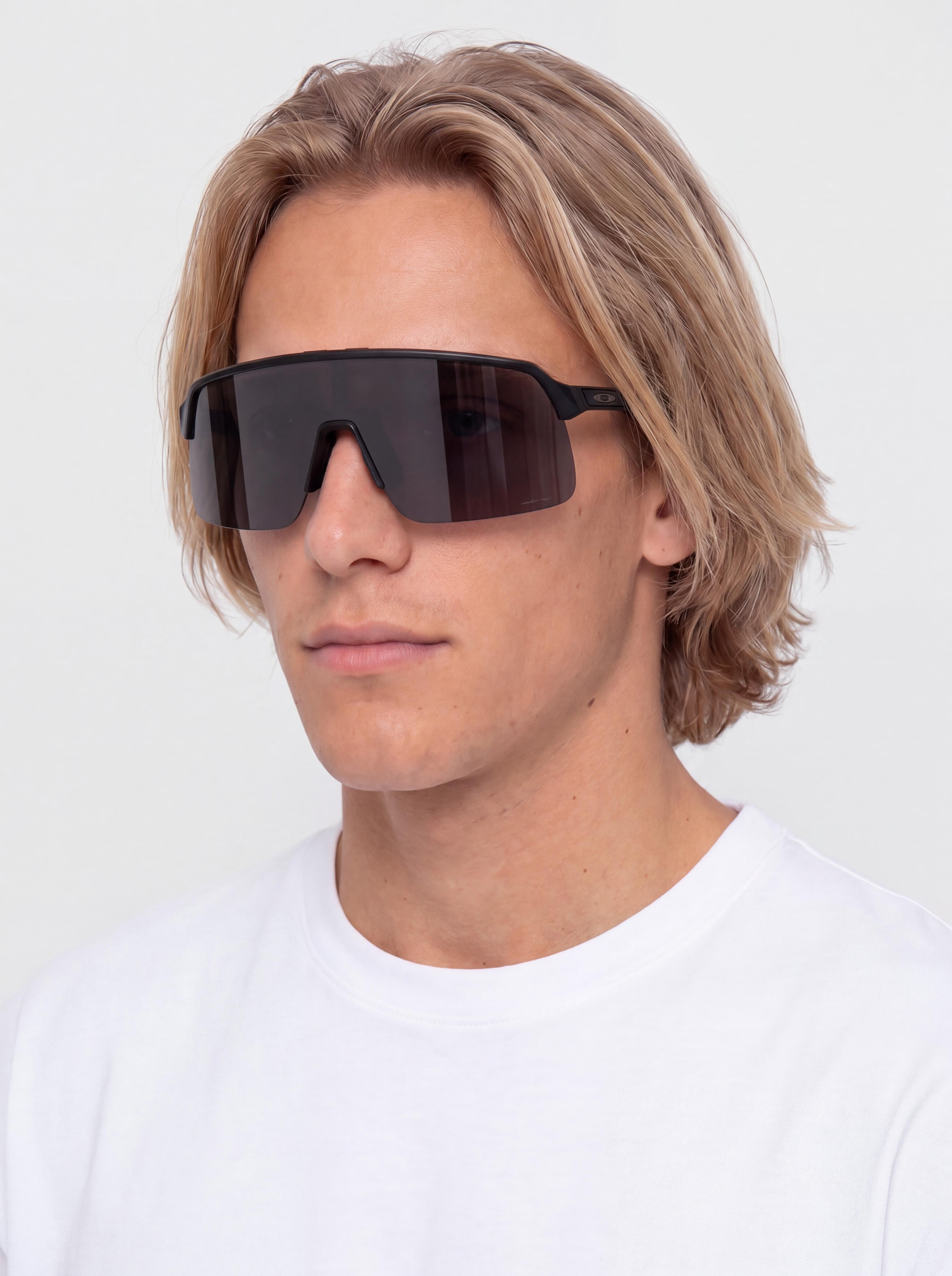 Oakley Sutro Lite Sunglasses - black (matte carbon/prizm snow