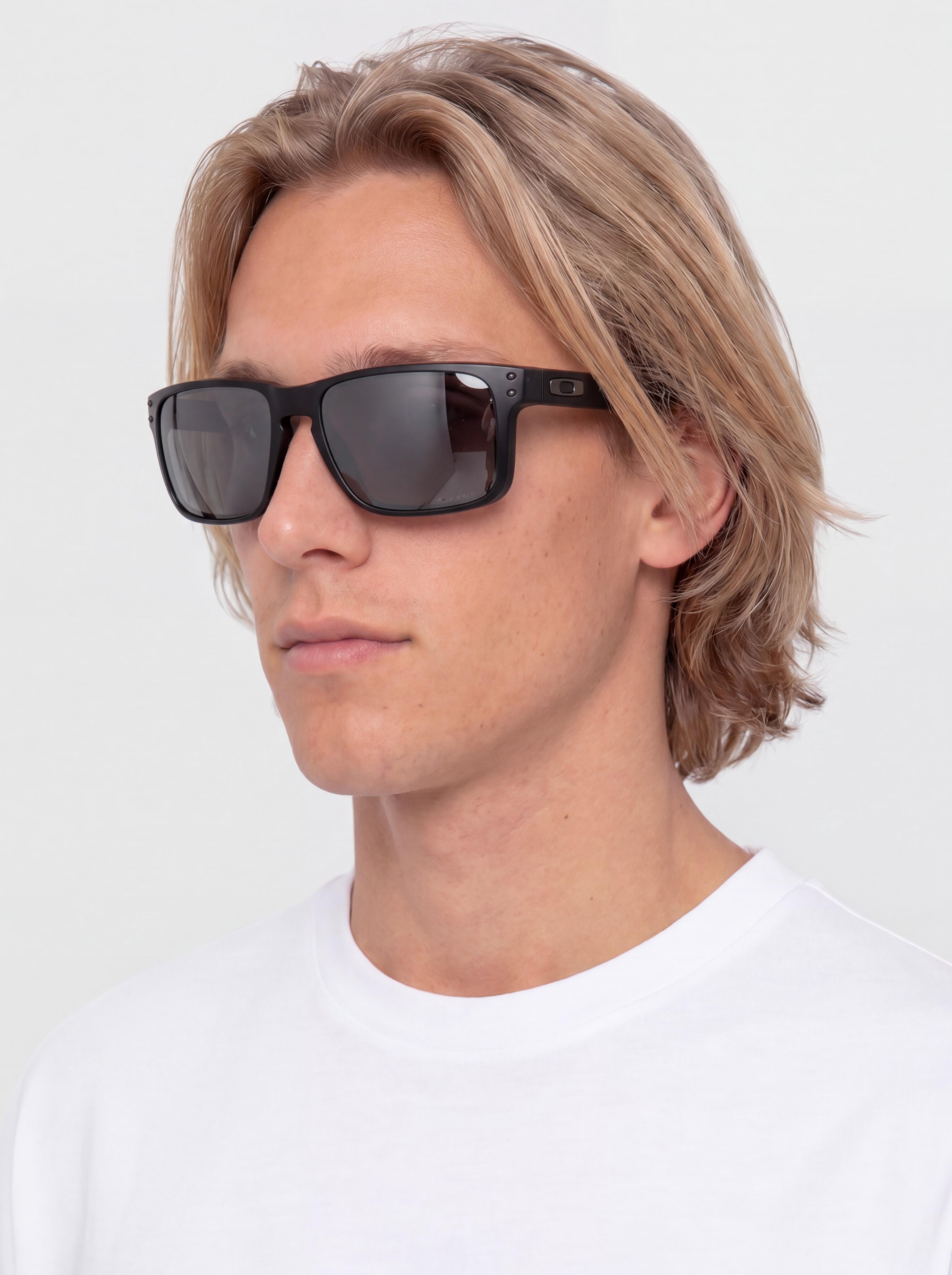 Oakley Holbrook Sunglasses