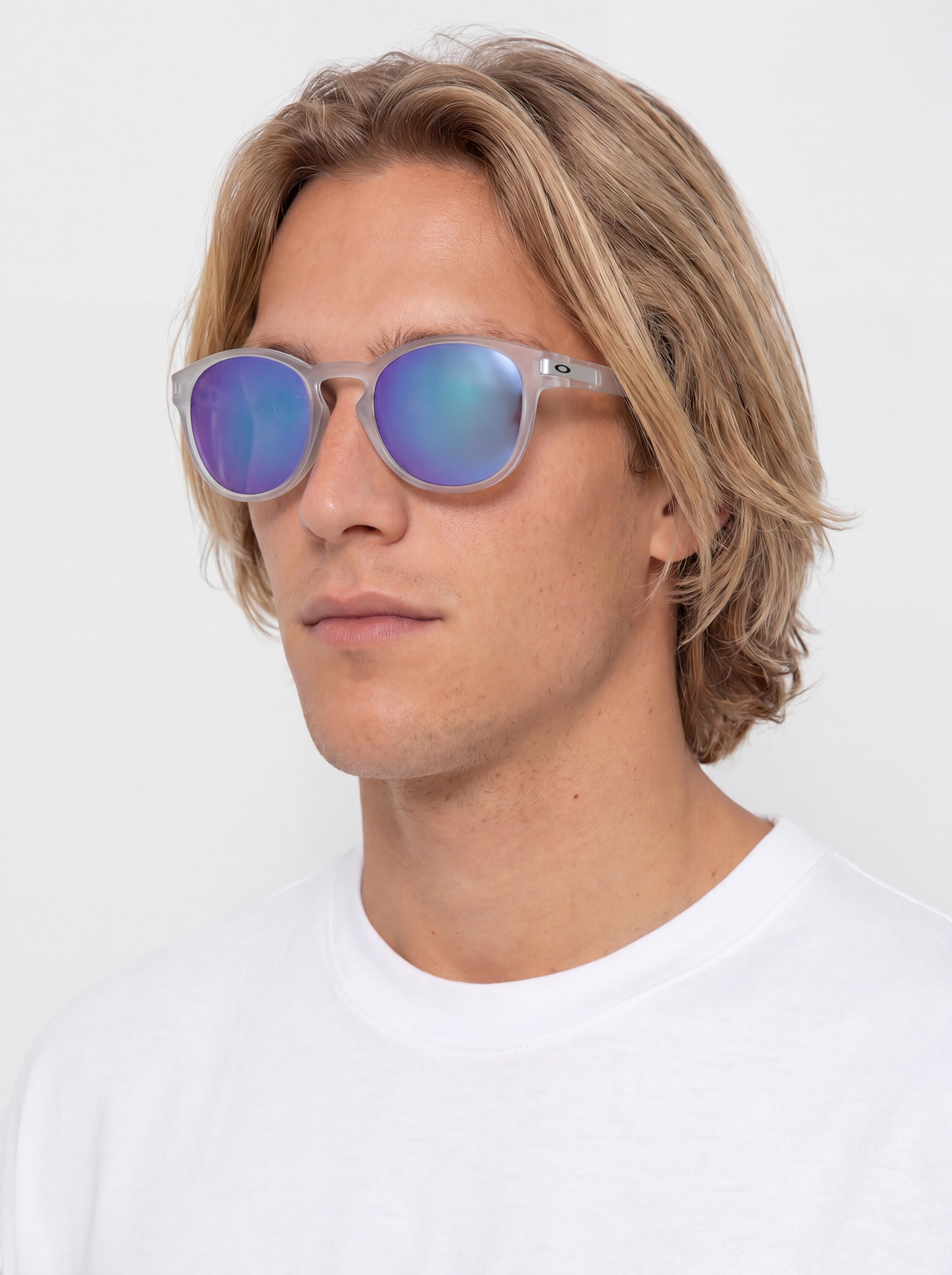 Oakley Latch Sonnenbrille (matte clear/prizm sapphire polarized)