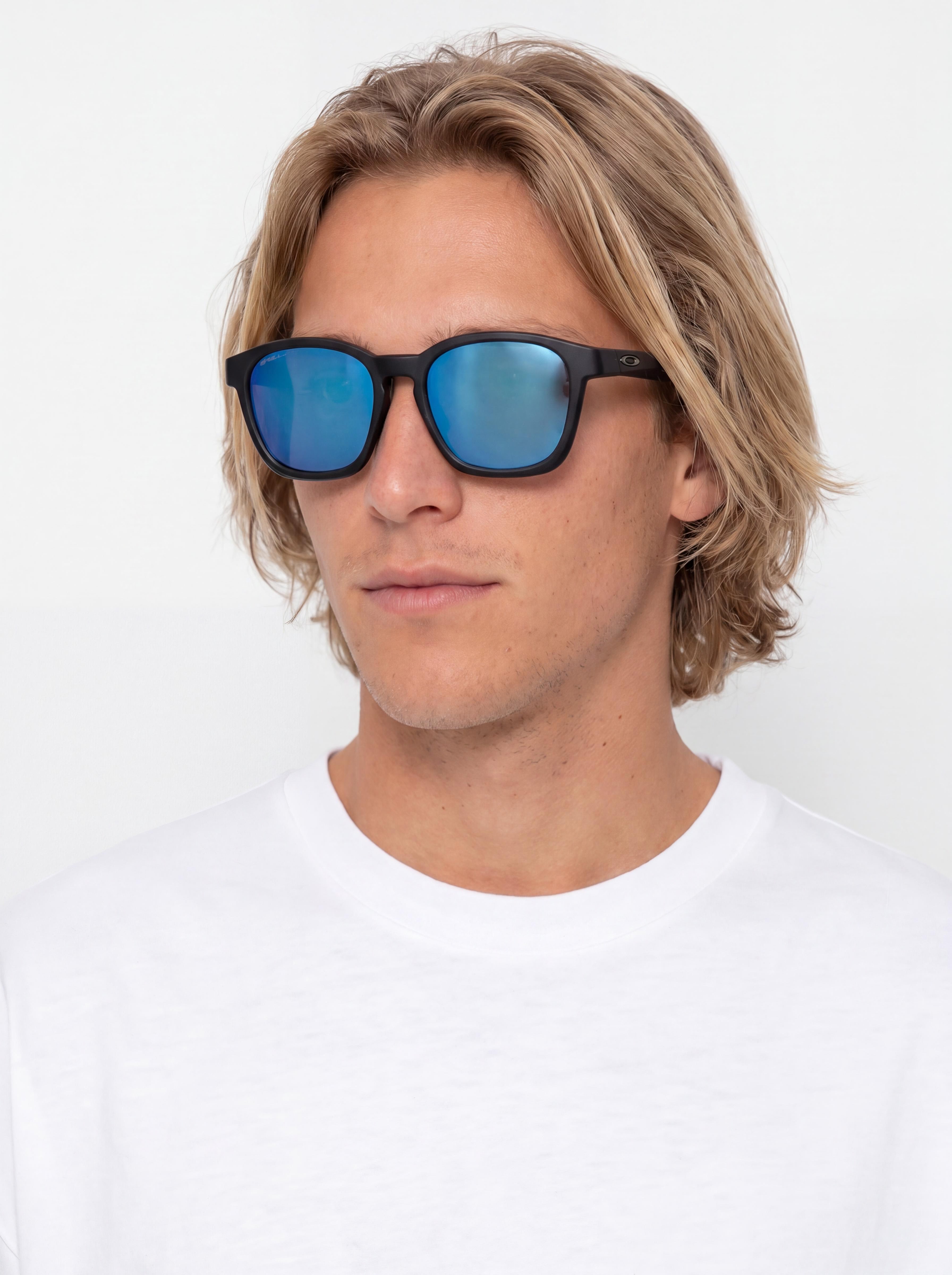 Oakley Shackle Sunglasses (matte black/prizm sapphire)