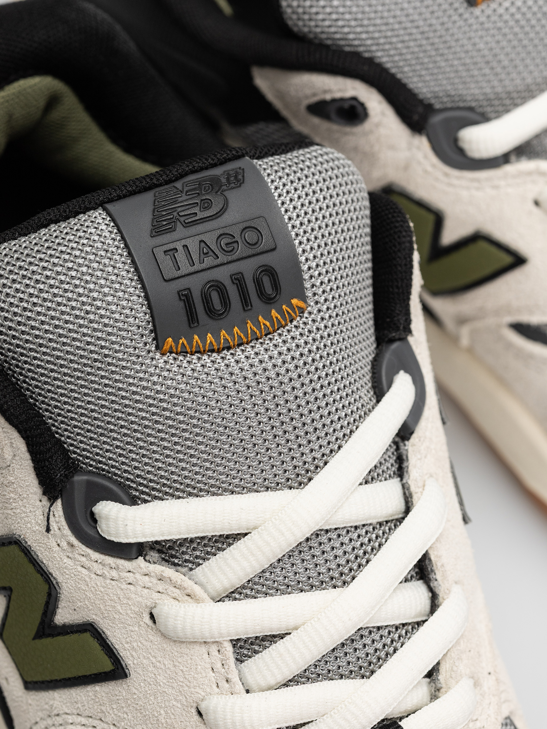 New Balance 1010 Schuhe (sea salt/dark olivine)