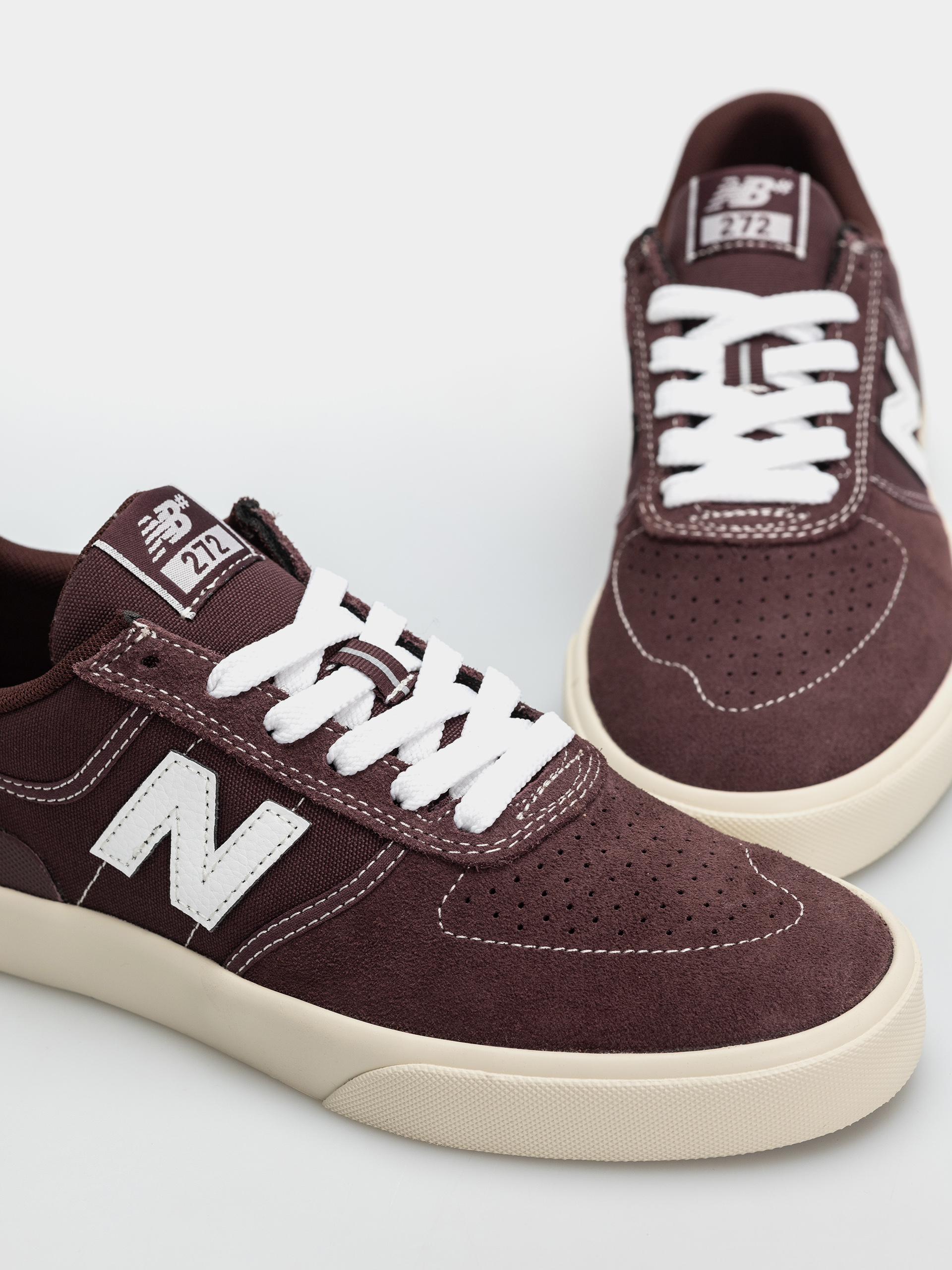 New Balance 272 Schuhe (cherry leather/white)