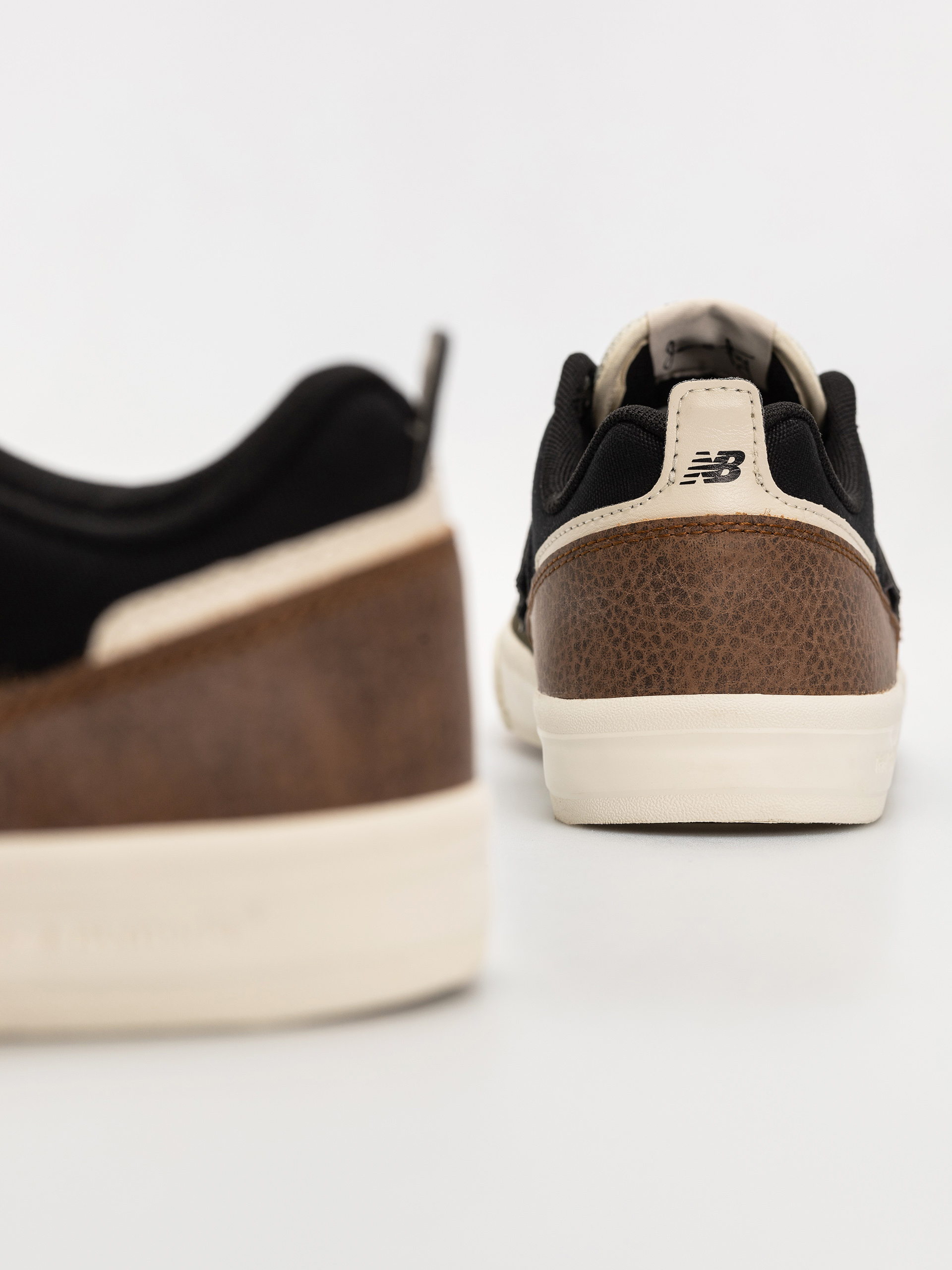 New Balance 306 Shoes (pumpernickel/black)