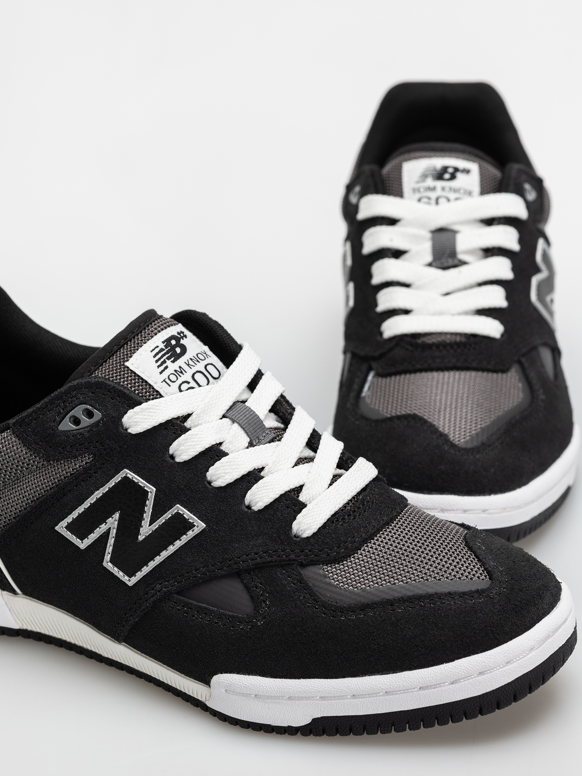New Balance 600 Shoes (black/castlerock)