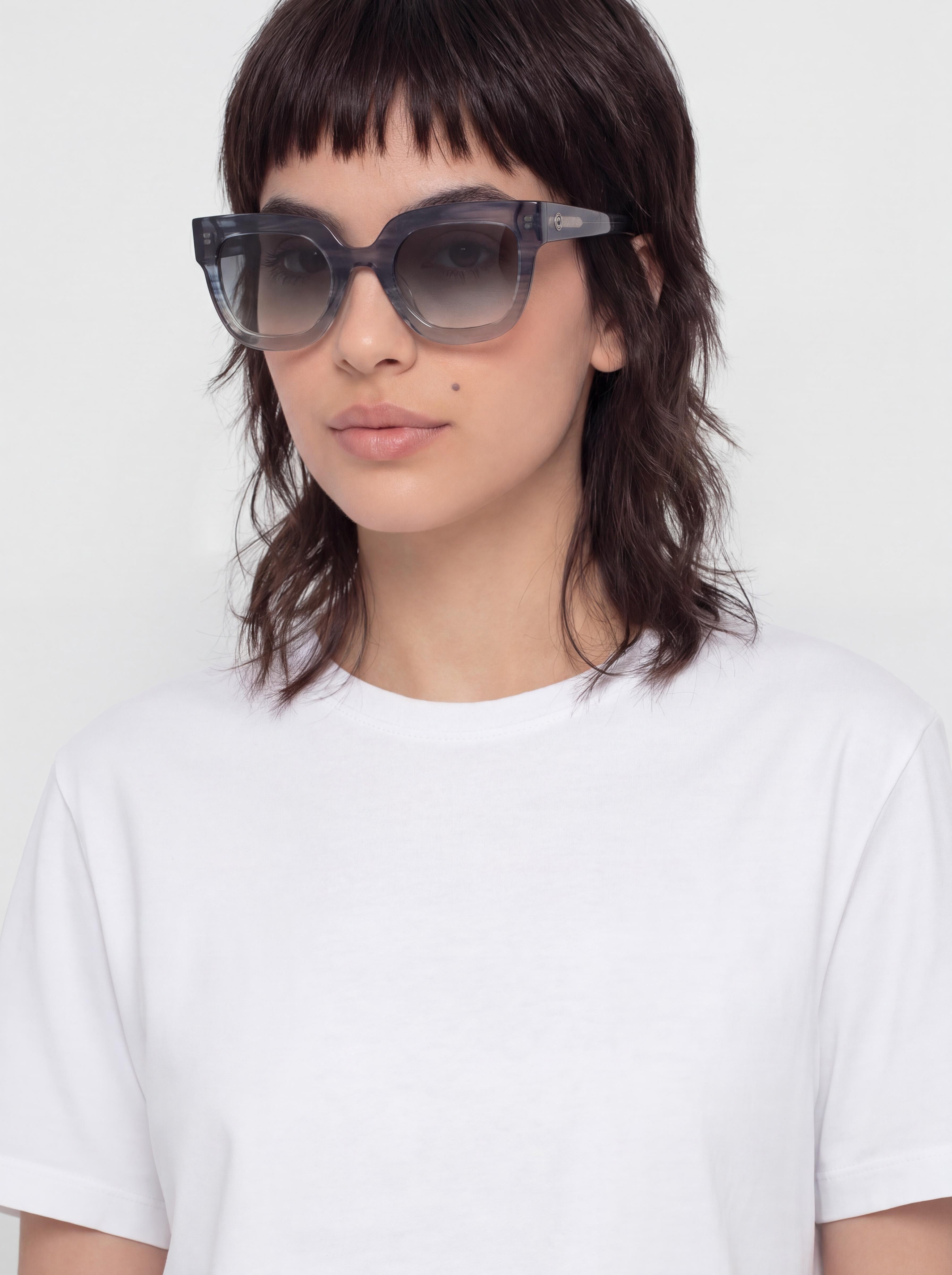 Dragon Purser Sunglasses Wmn