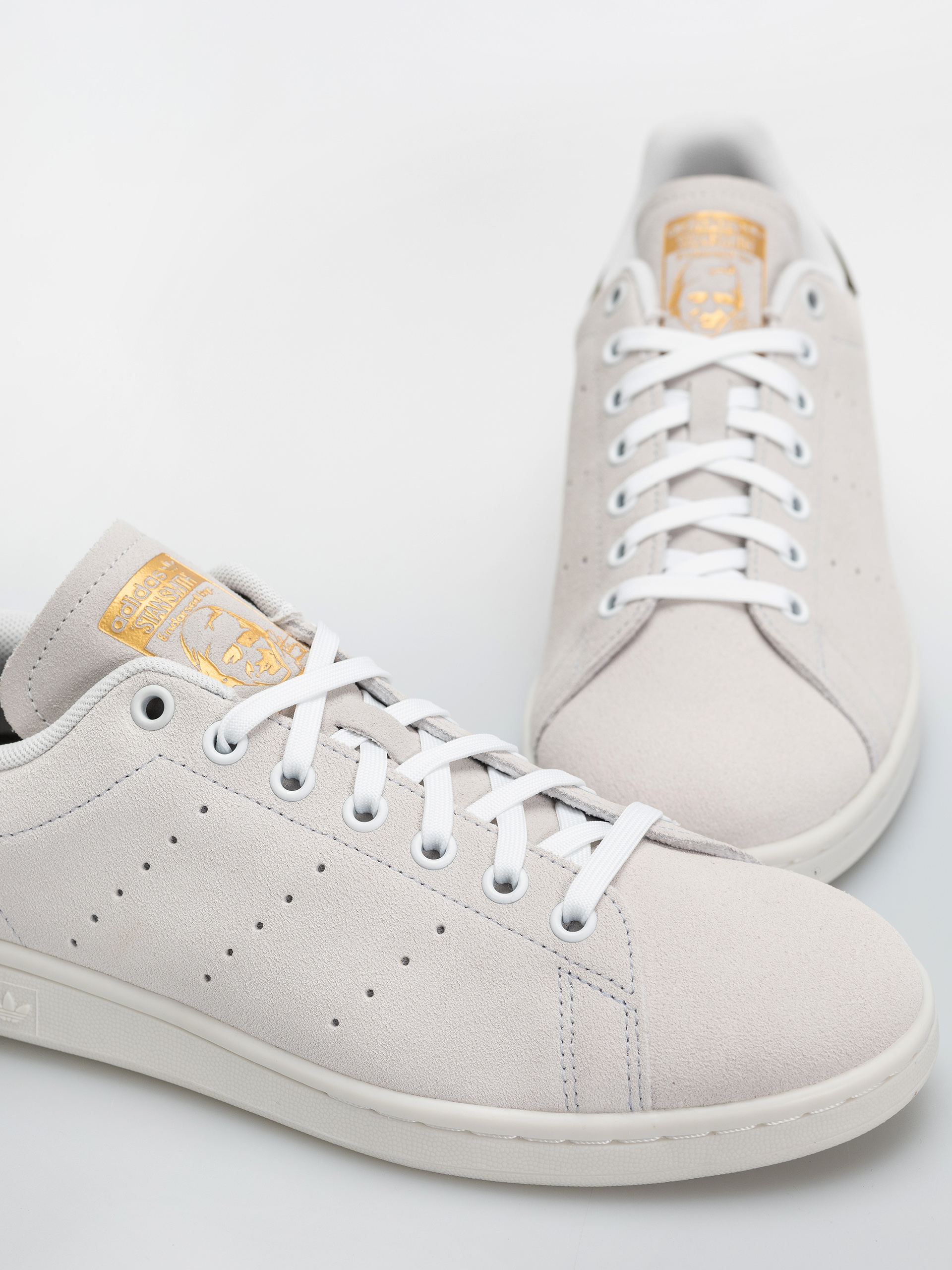 adidas Stan Smith Adv Schuhe (crywht/olistr/goldmt)