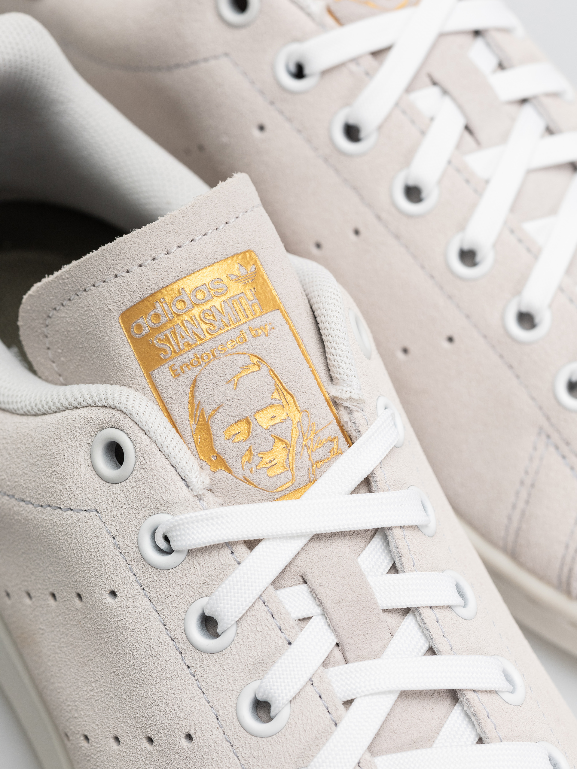 adidas Stan Smith Adv Shoes (crywht/olistr/goldmt)