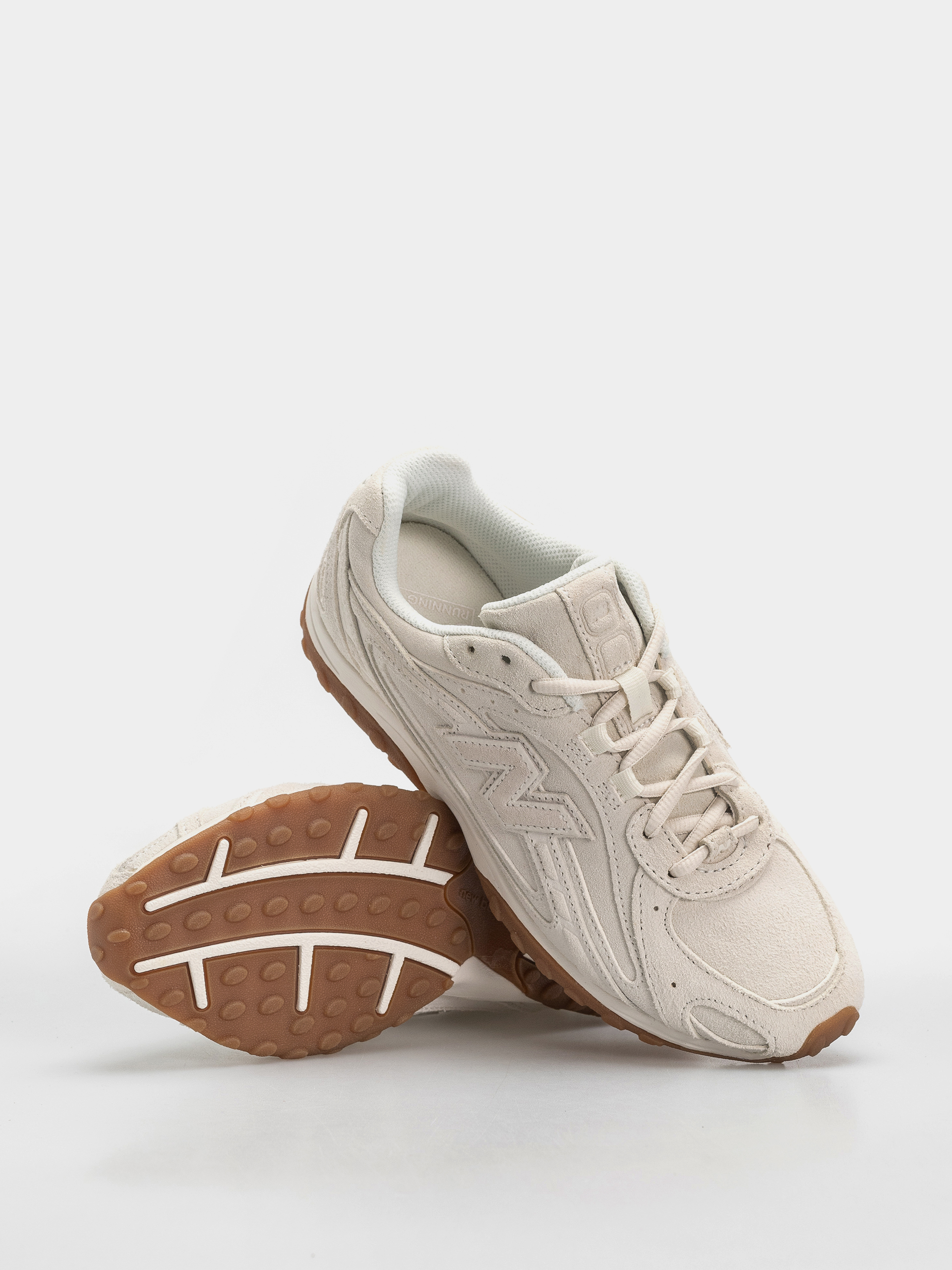 New Balance 204L Shoes (sea salt/sea salt)
