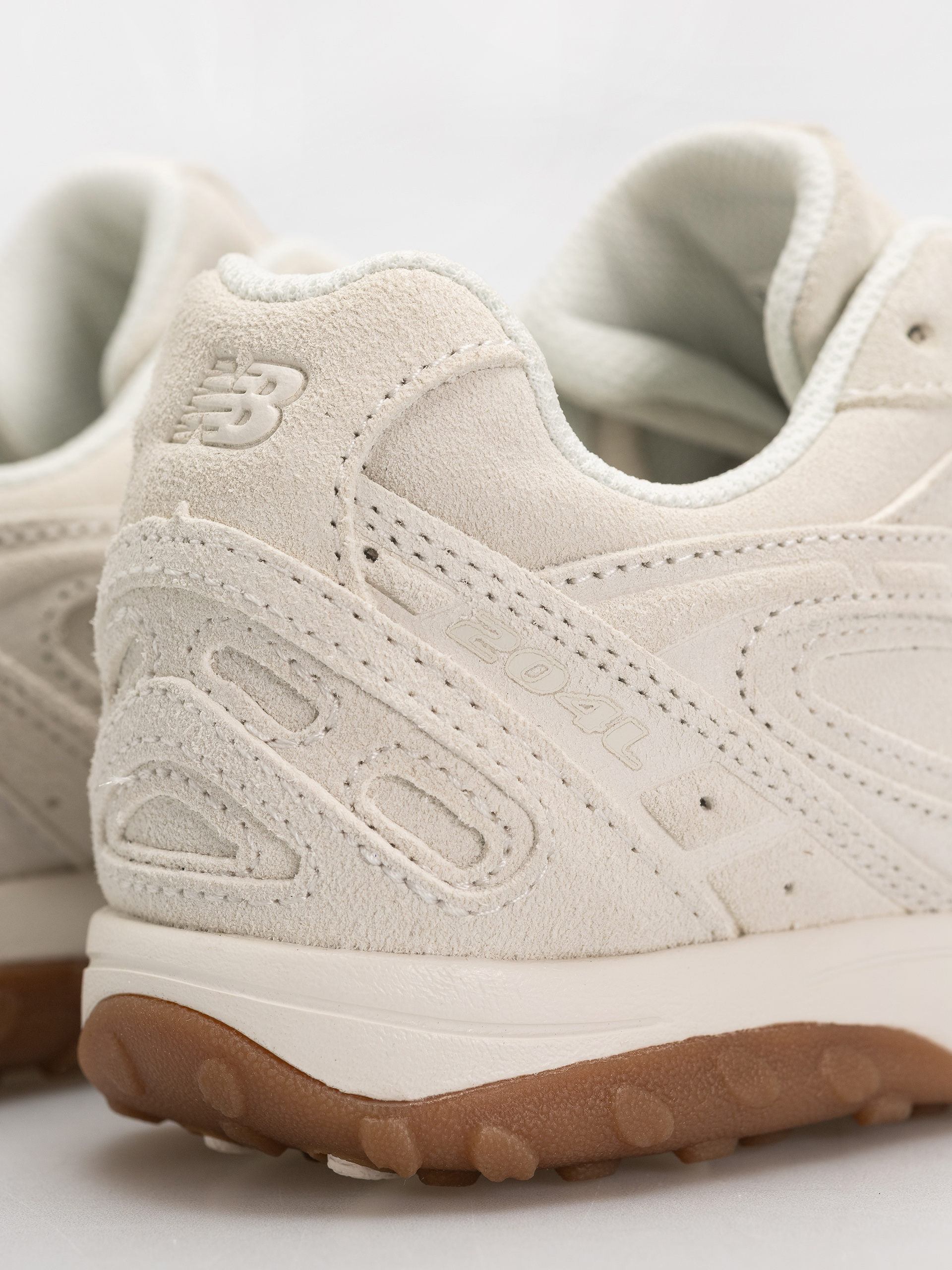New Balance 204L Shoes (sea salt/sea salt)