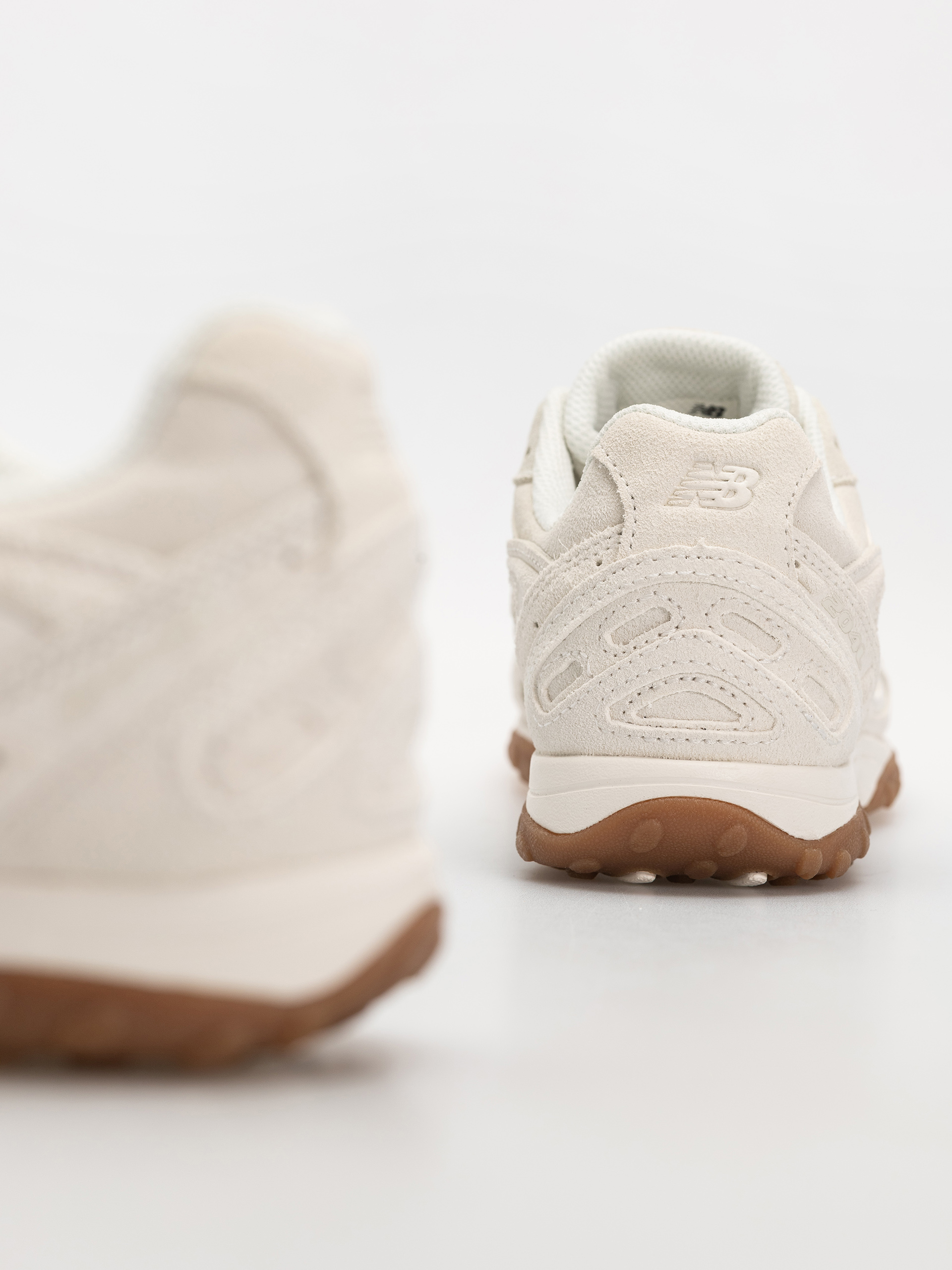 New Balance 204L Shoes (sea salt/sea salt)