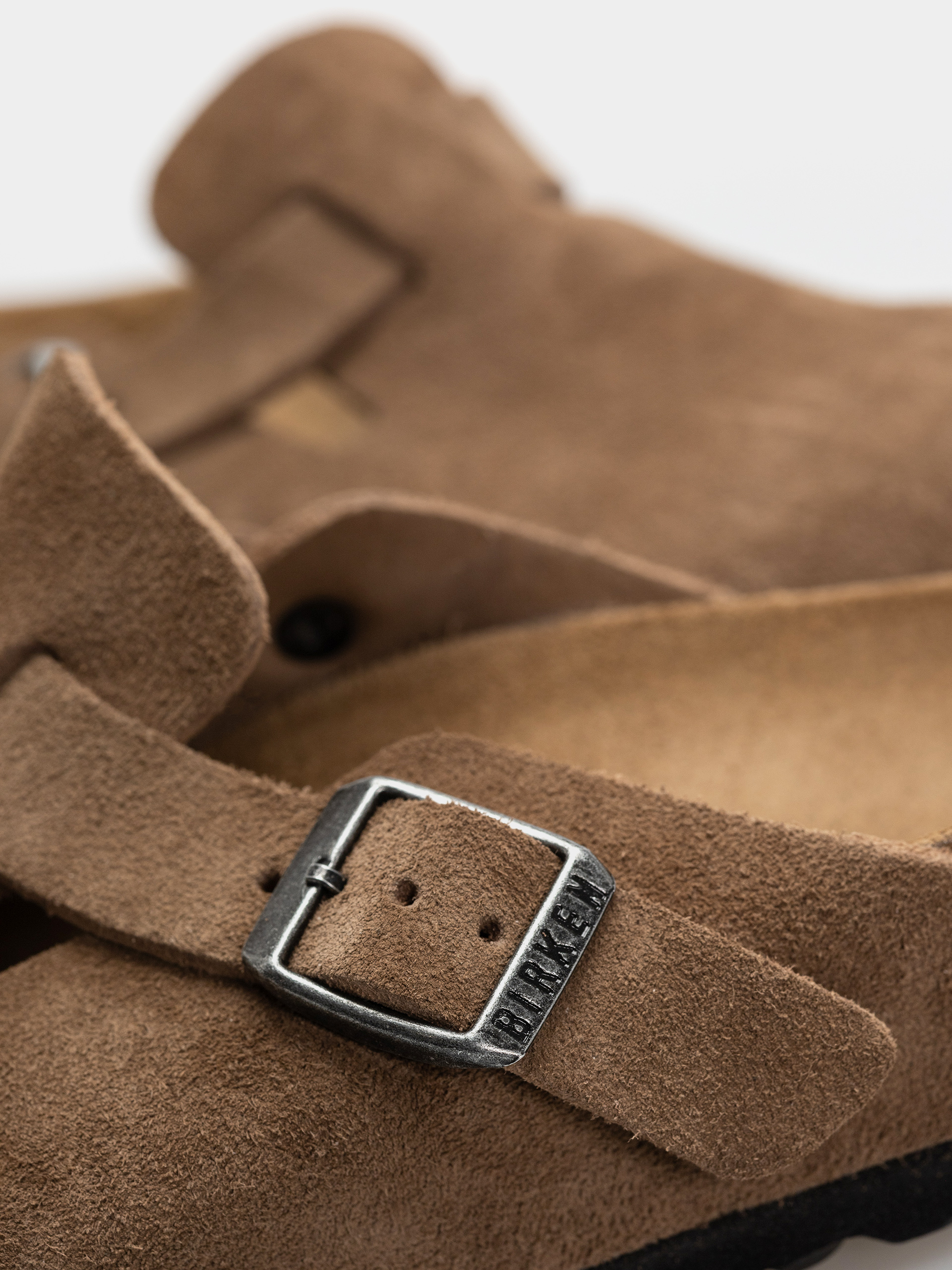 Birkenstock Boston Suede Leather Narrow Flip-flops (dark tea)