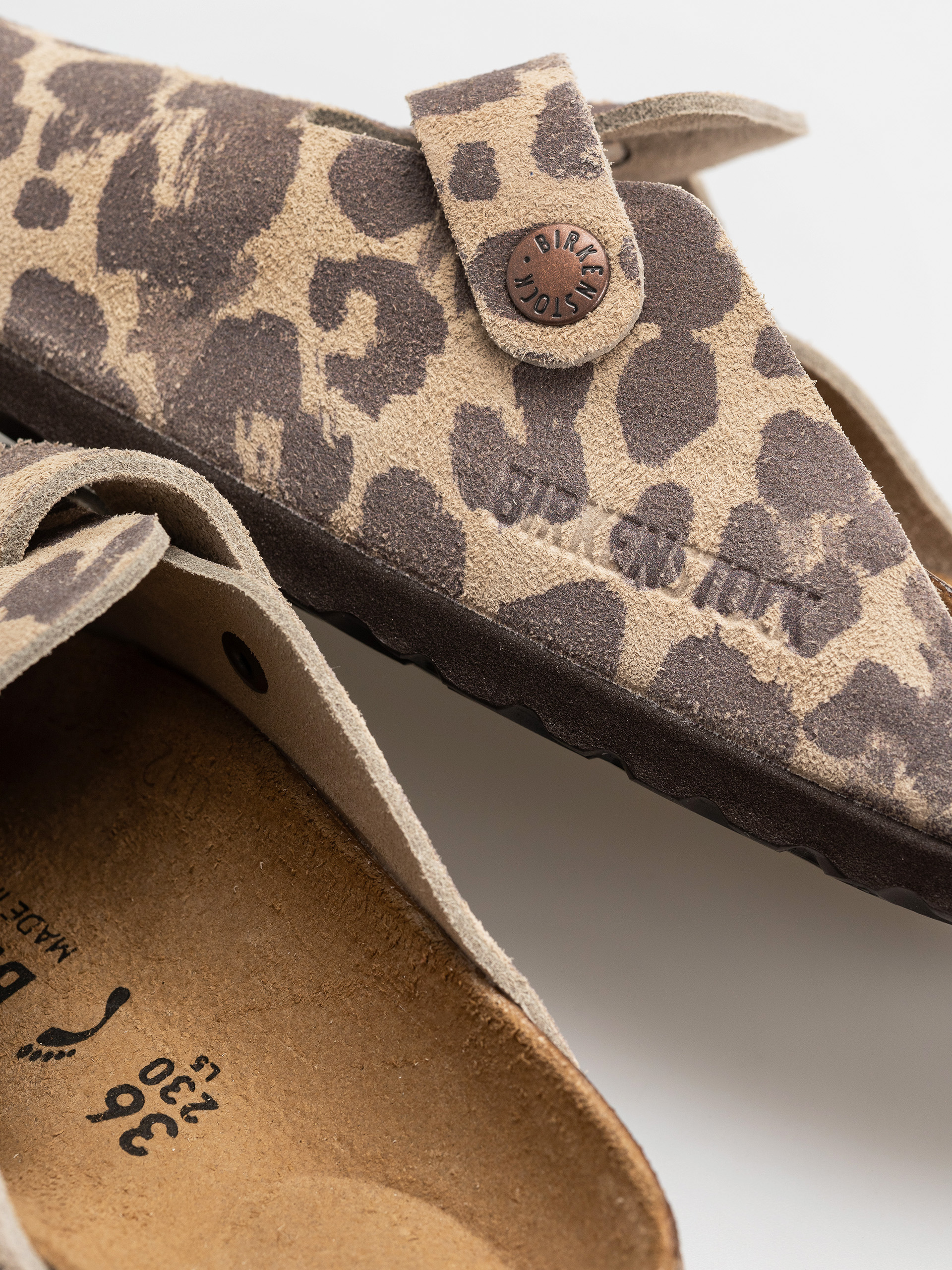 Birkenstock Boston Suede Leather Narrow Flip Flops (leo sandcastle)