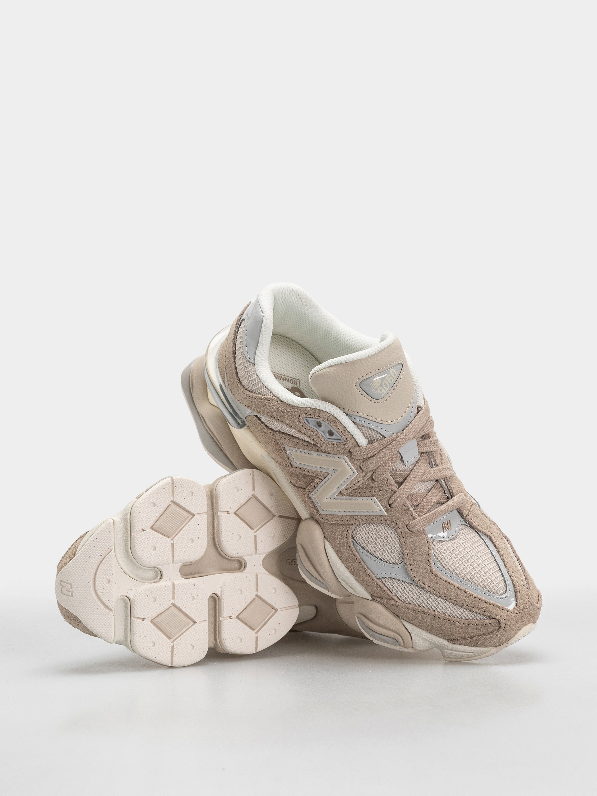 New Balance 9060 Shoes (driftwood/timberwolf)
