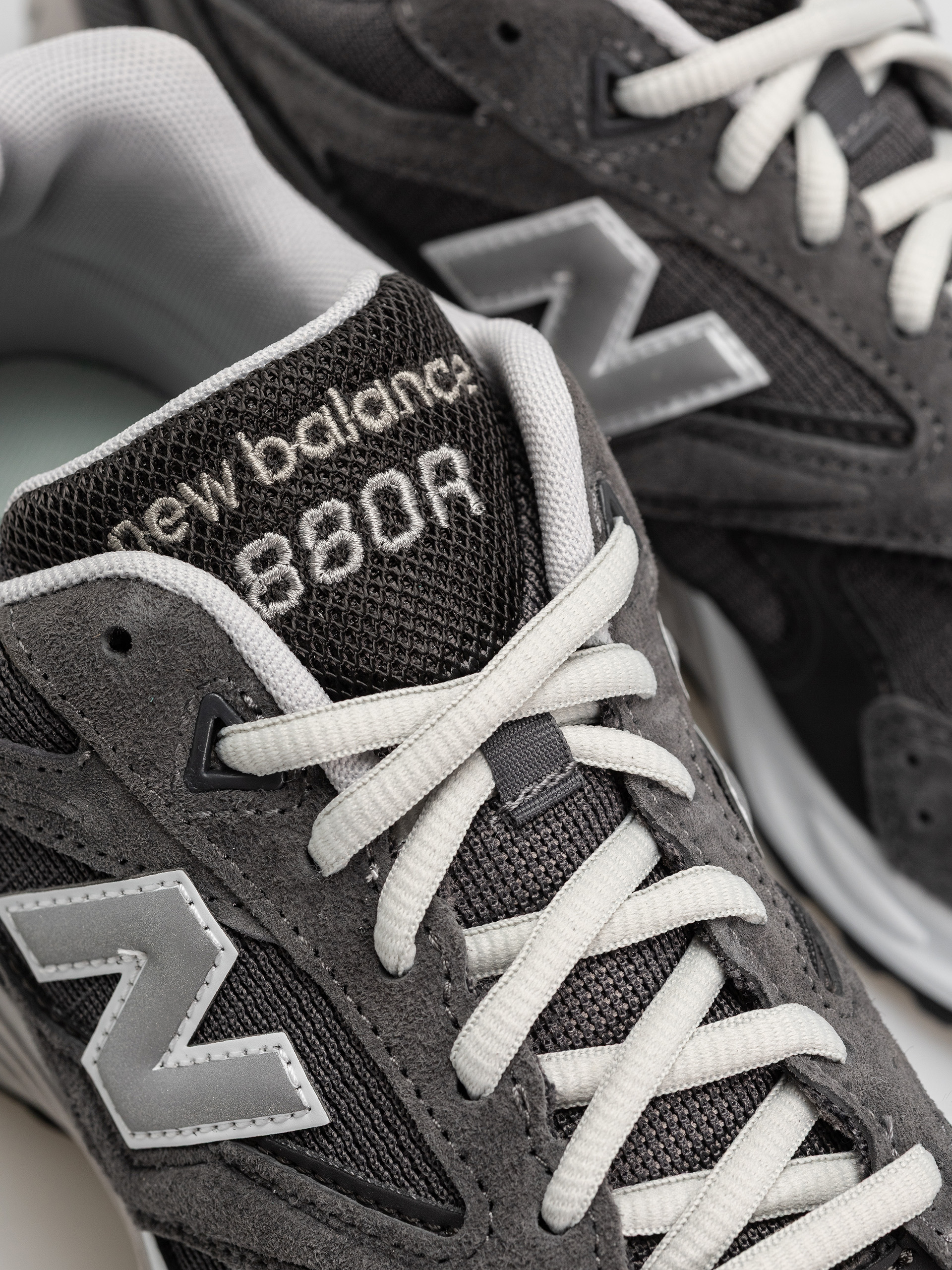 New Balance 880R Schuhe (slate grey/magnet)