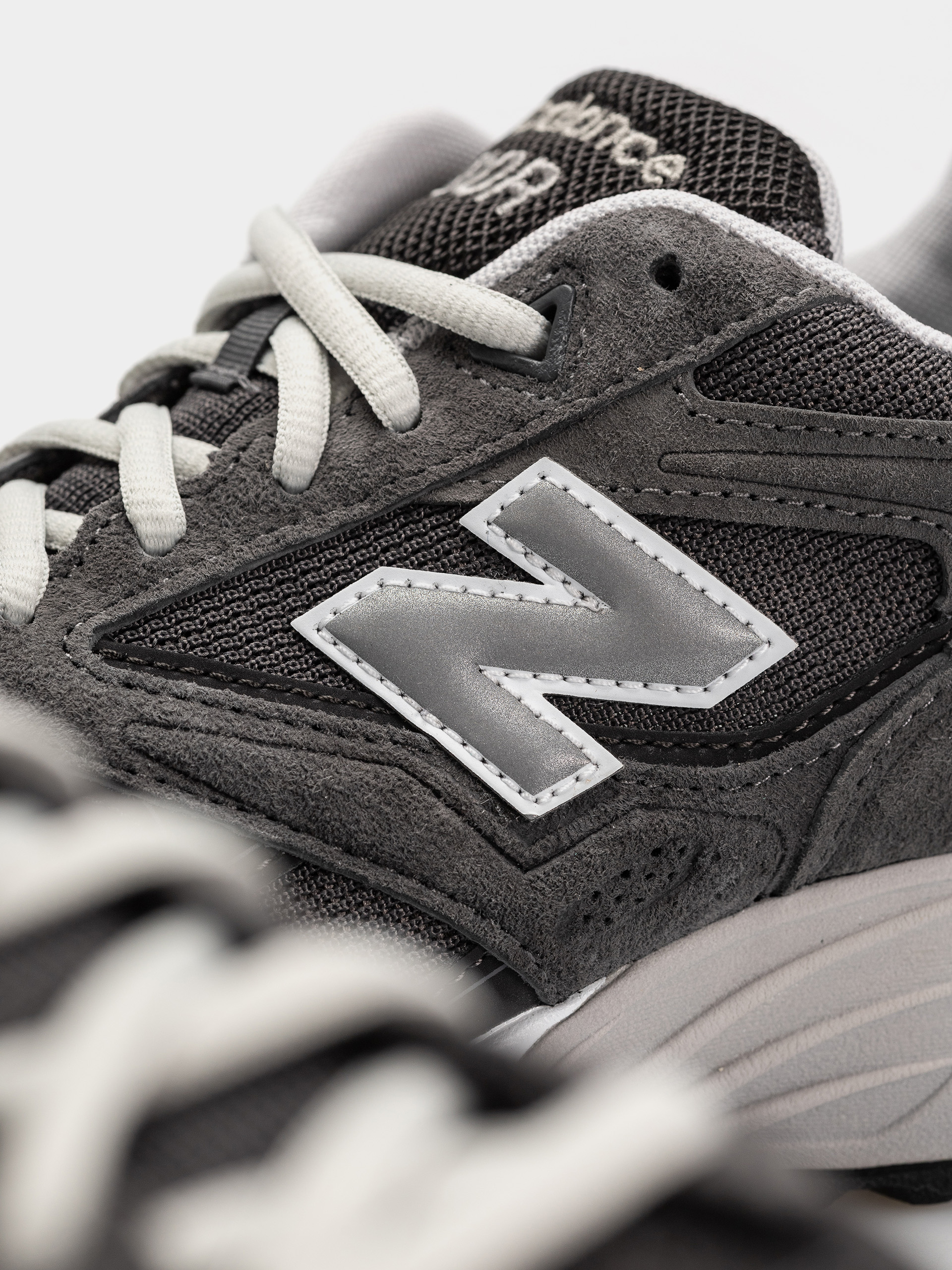 New Balance 880R Shoes (slate grey/magnet)