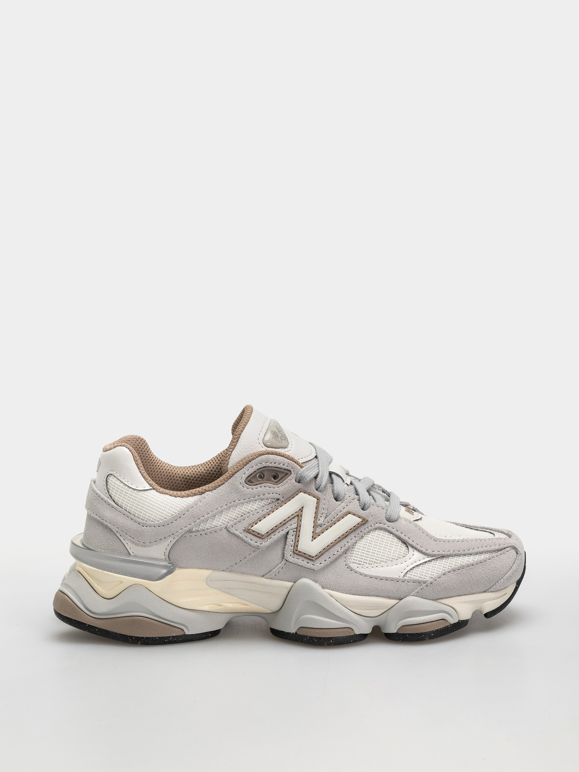 New Balance 9060 Shoes (driftwood/sea salt)