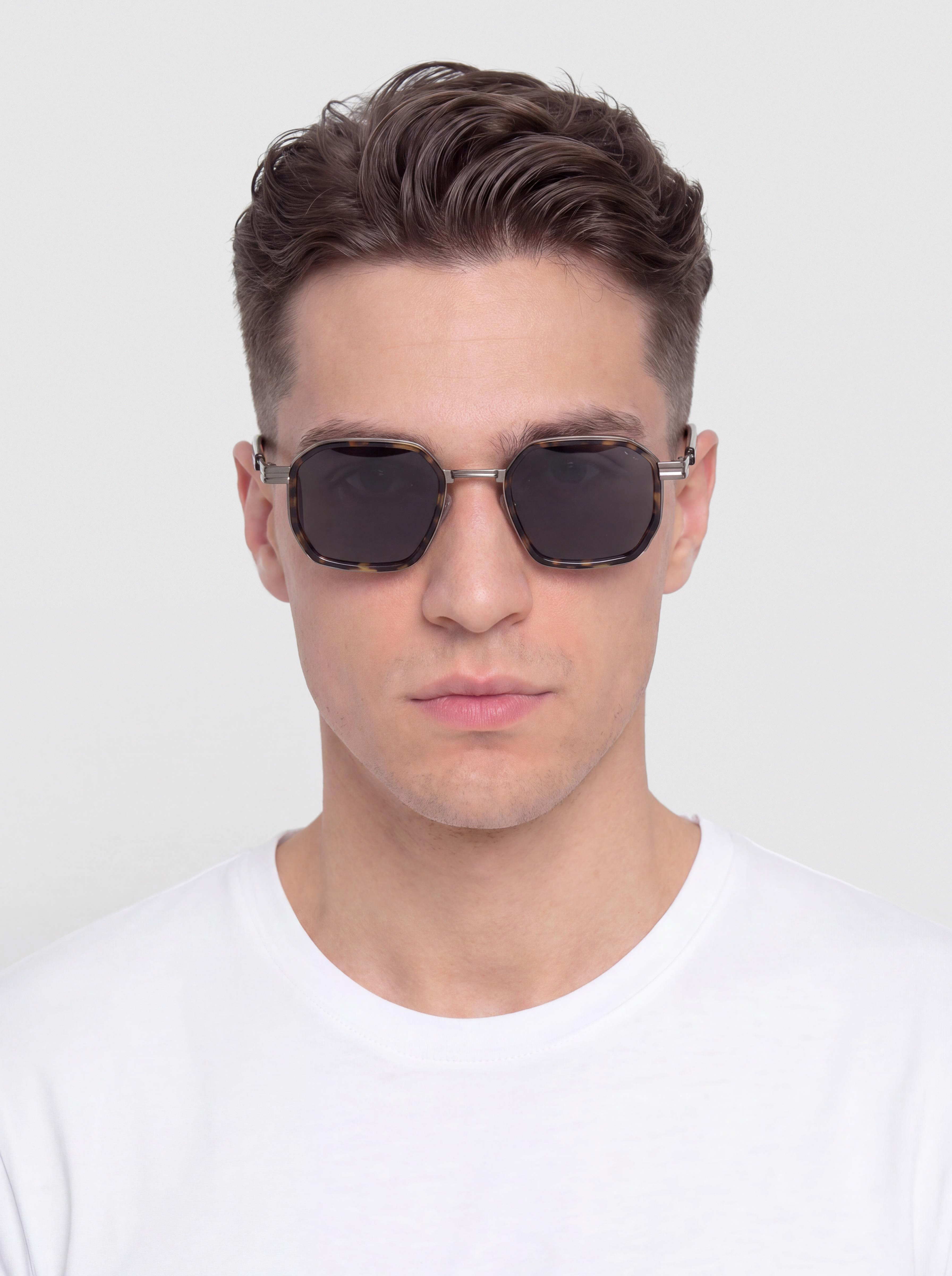 Komono Percy Sunglasses (gun giraffe)