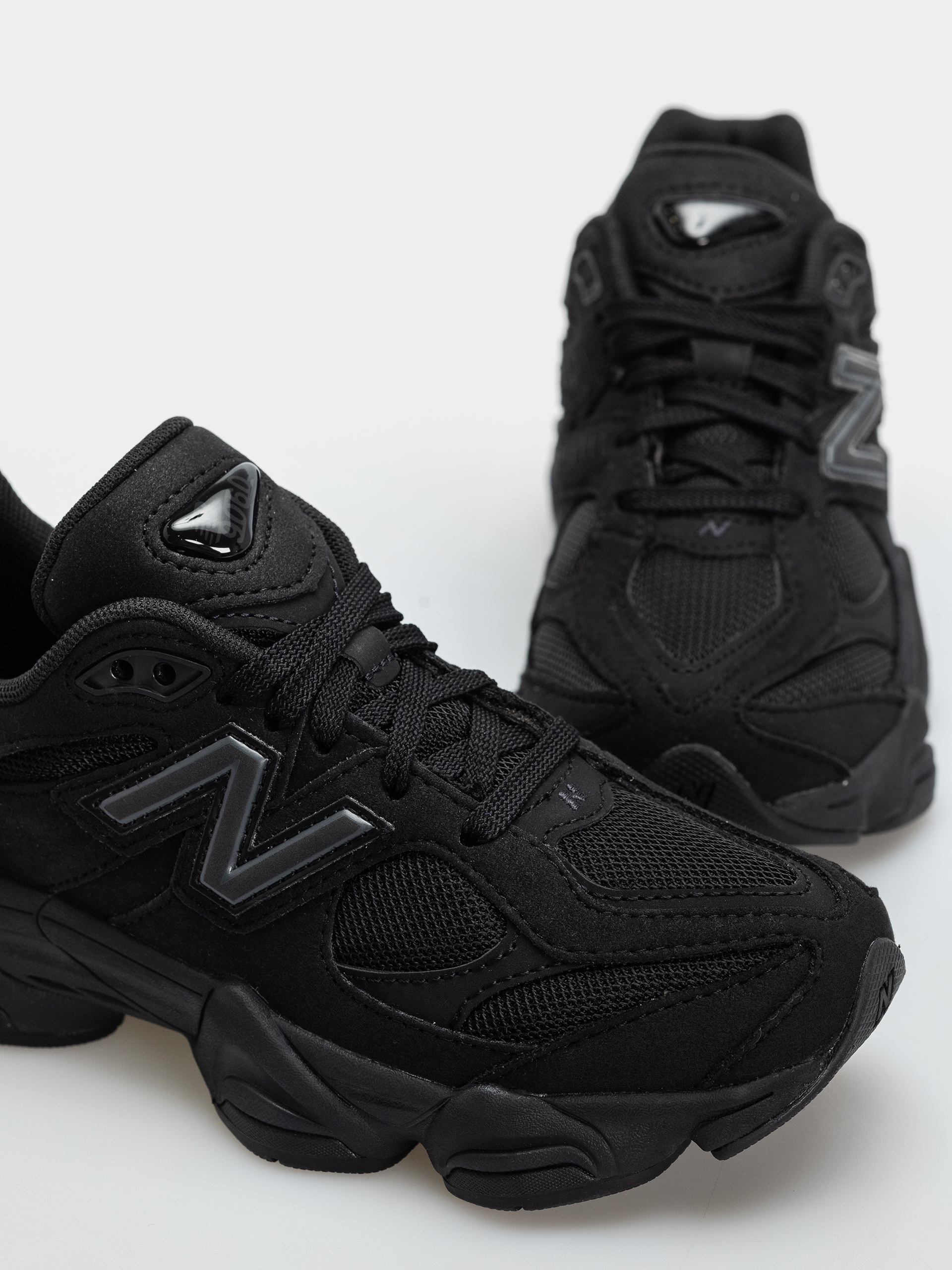 New Balance 9060 JR Schuhe (black/phantom)