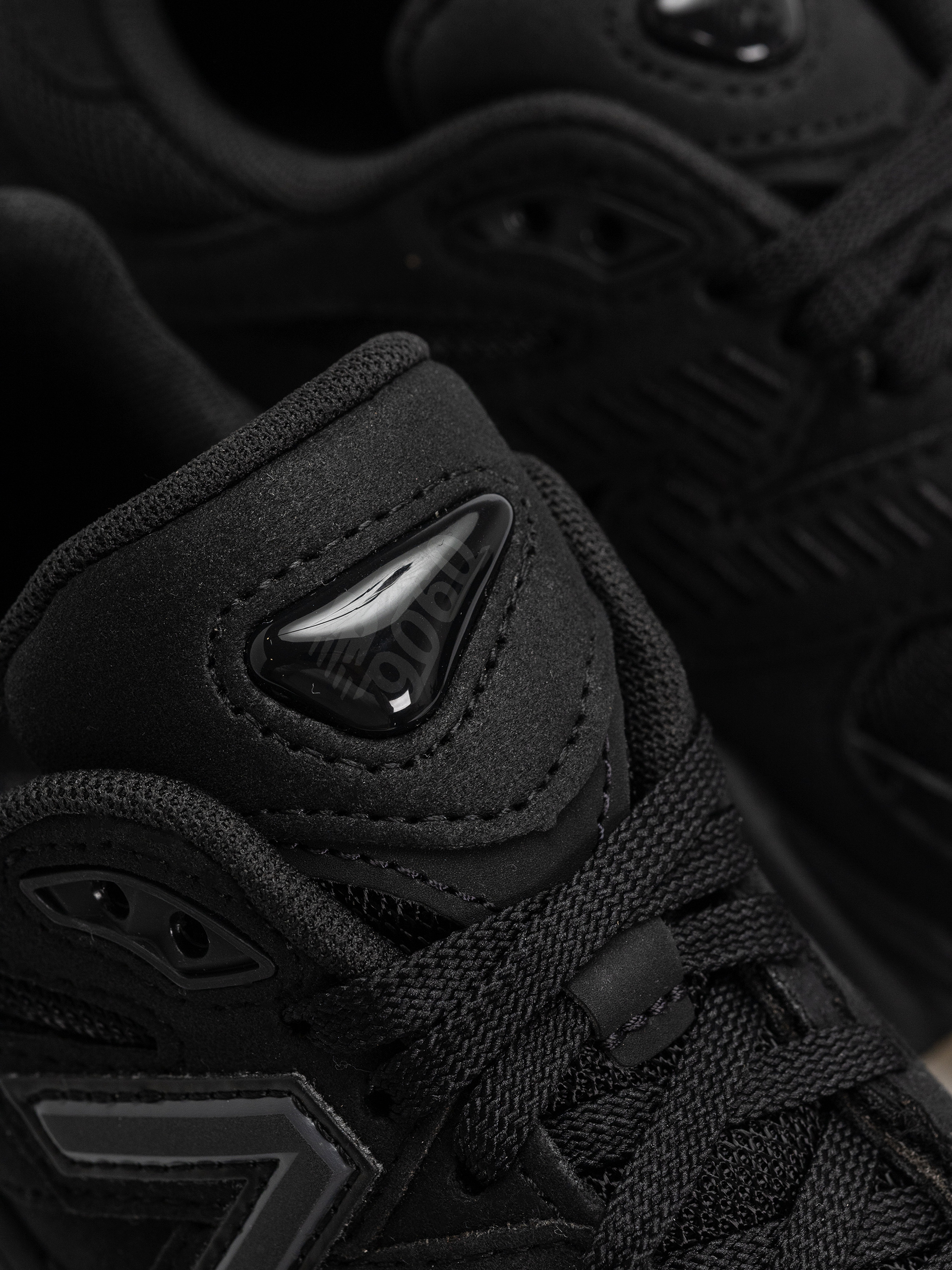 New Balance 9060 JR Shoes (black/phantom)