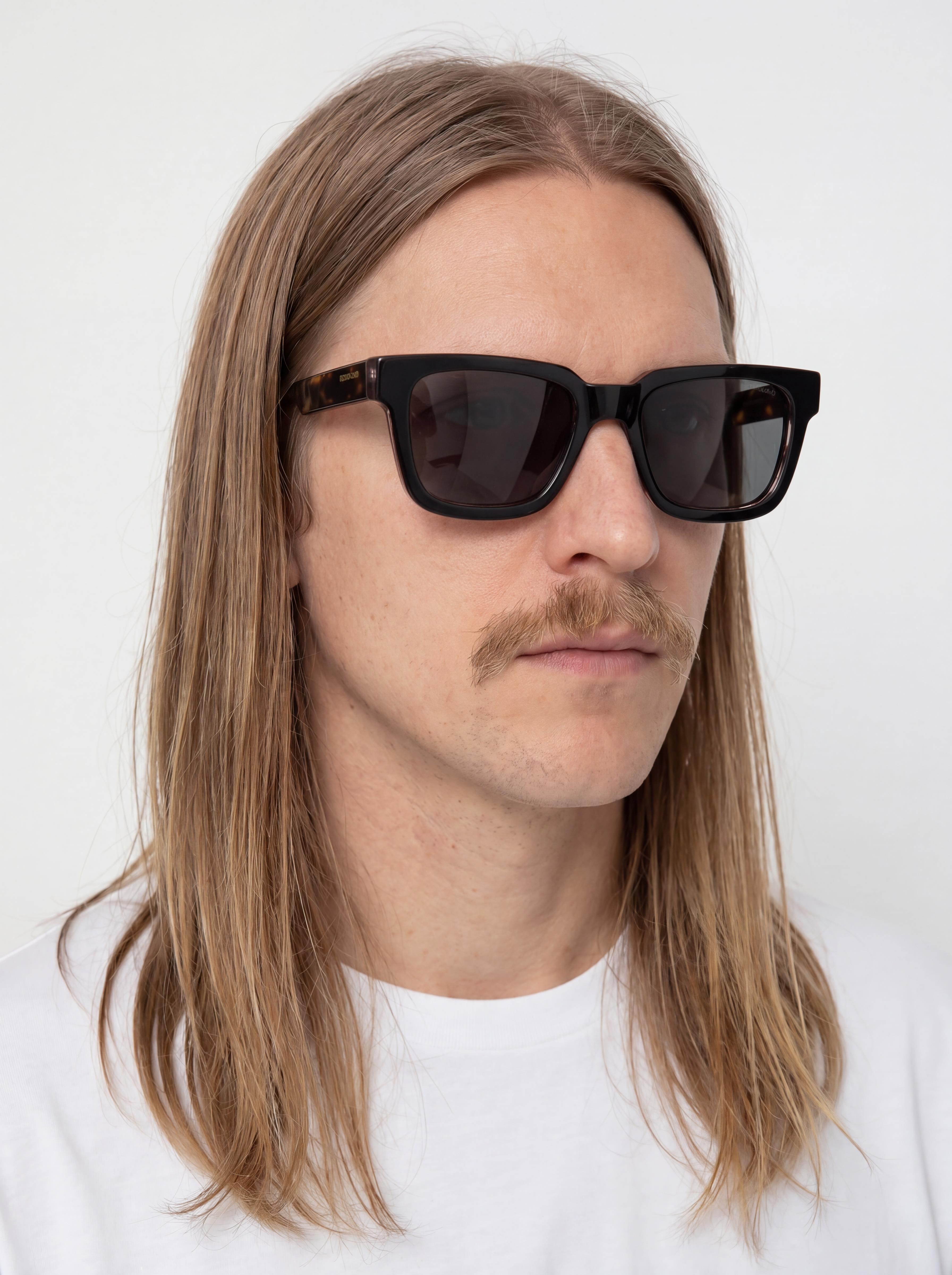 Komono Bobby Sunglasses (black tortoise)